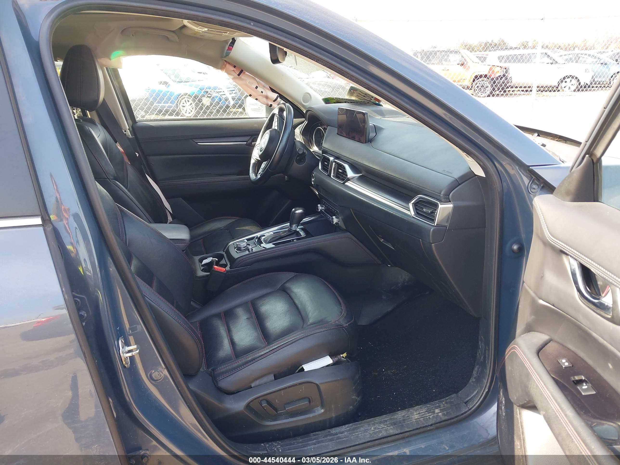MAZDA CX-5 image 5