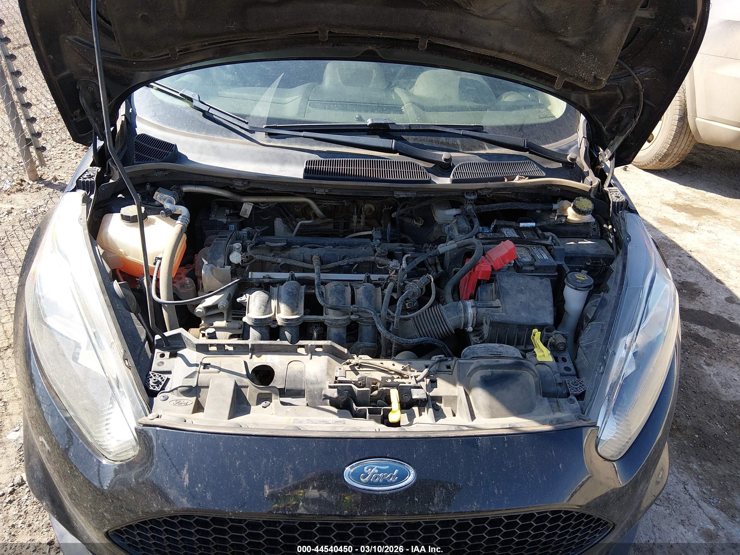 FORD FIESTA image 10