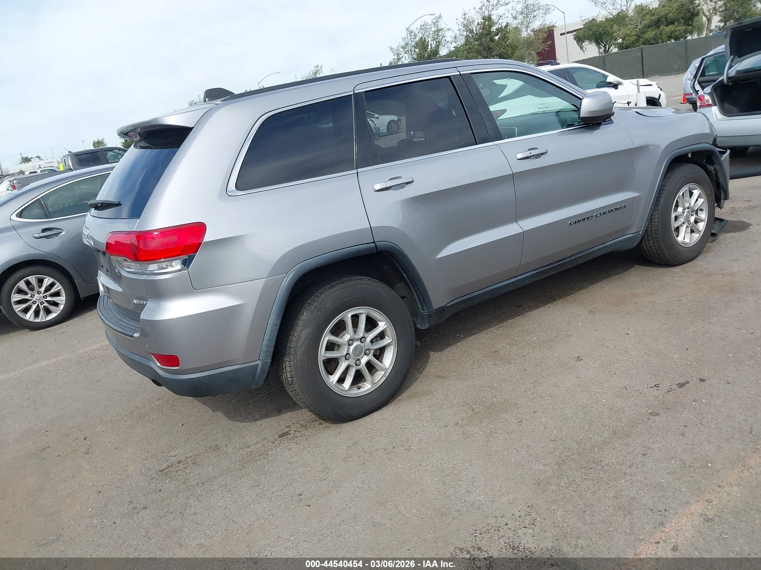 JEEP GRAND image 4