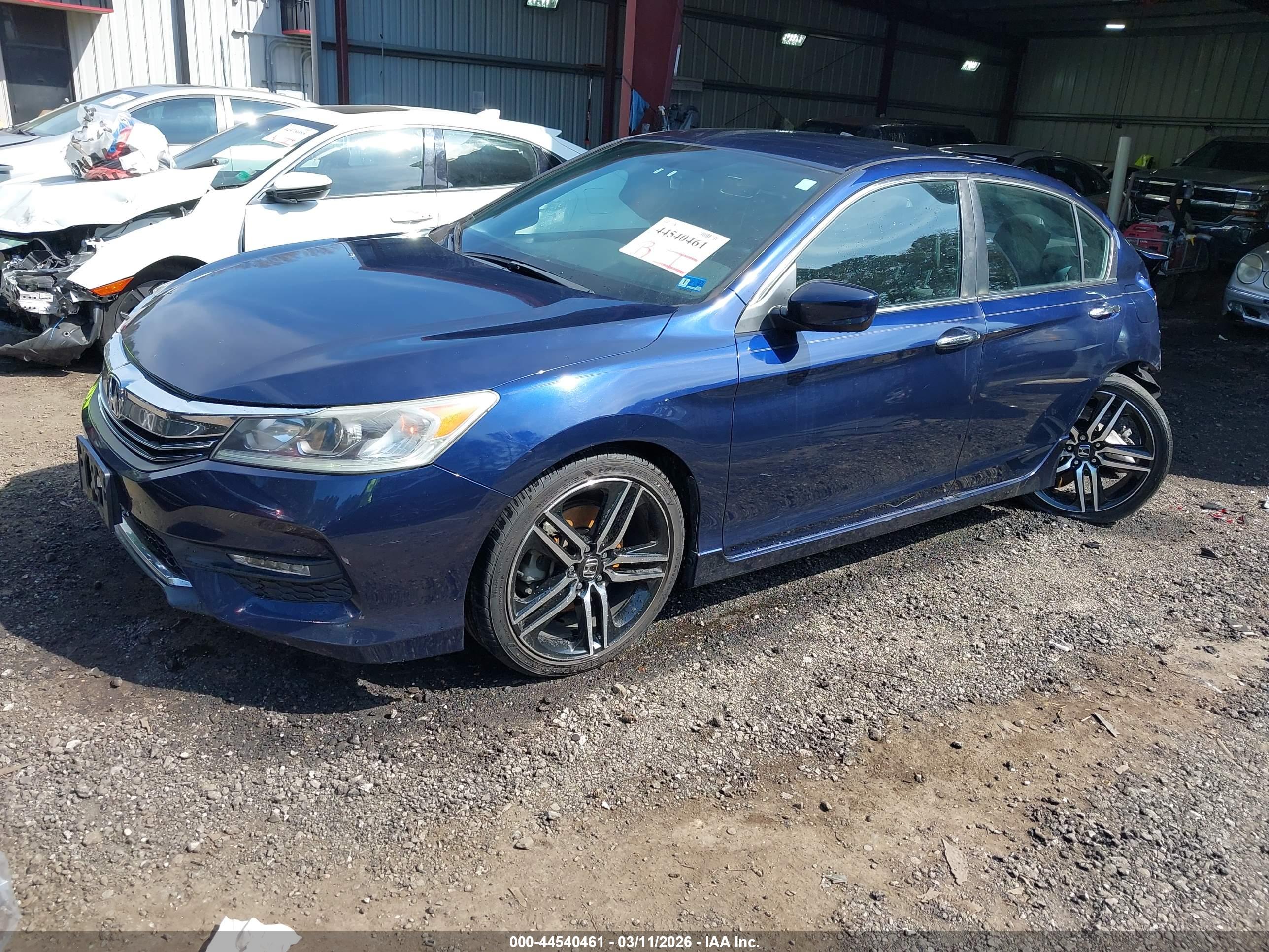 HONDA ACCORD image 2