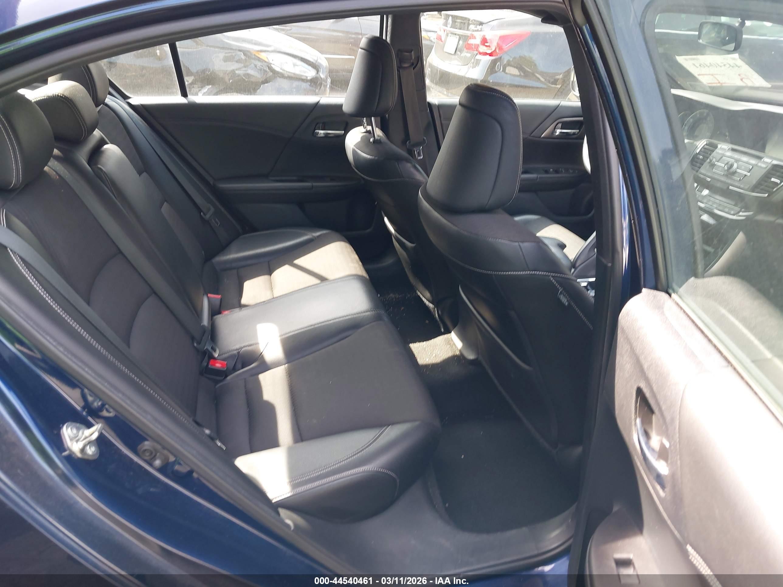 HONDA ACCORD image 8
