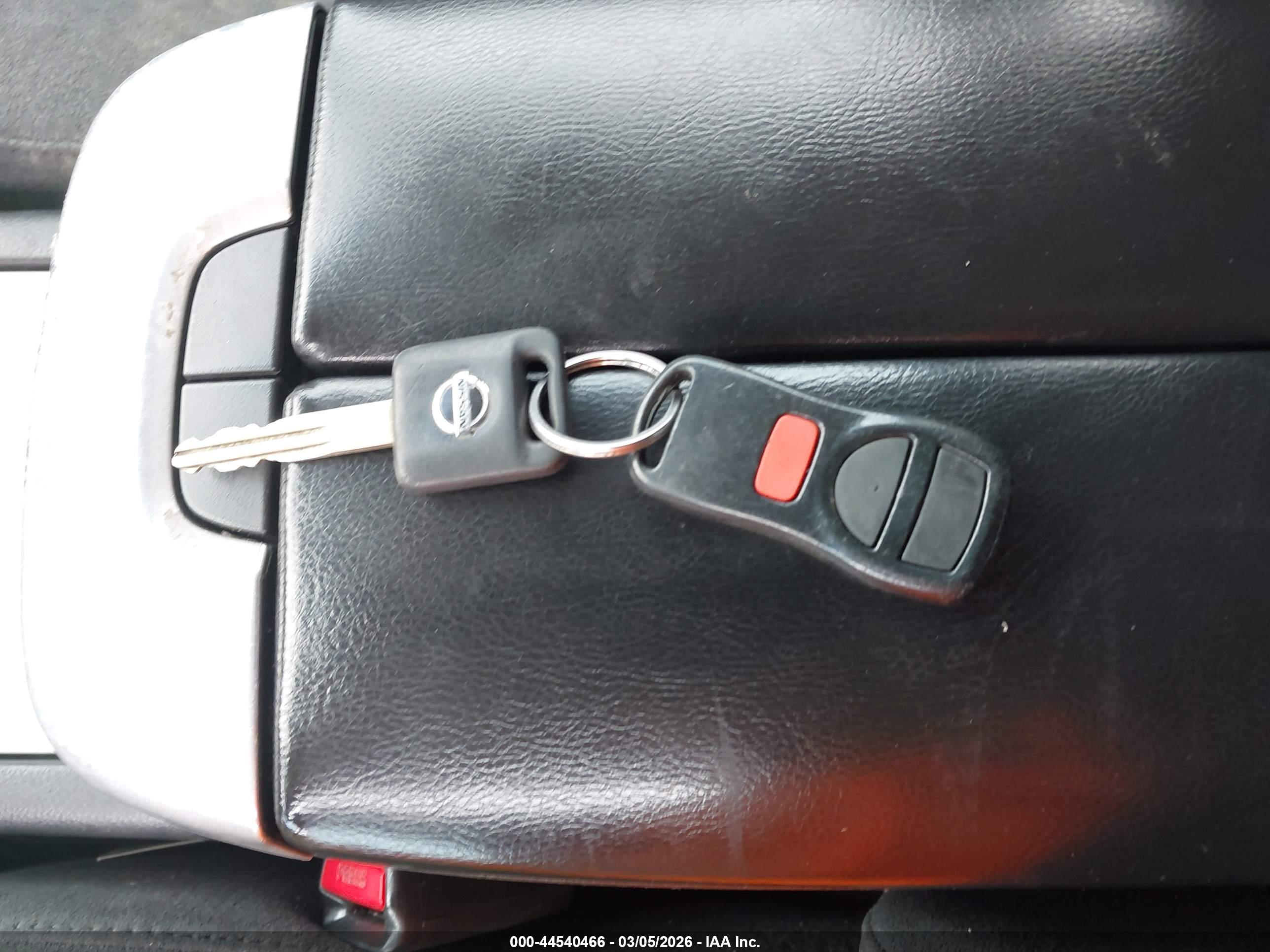 NISSAN MURANO image 11