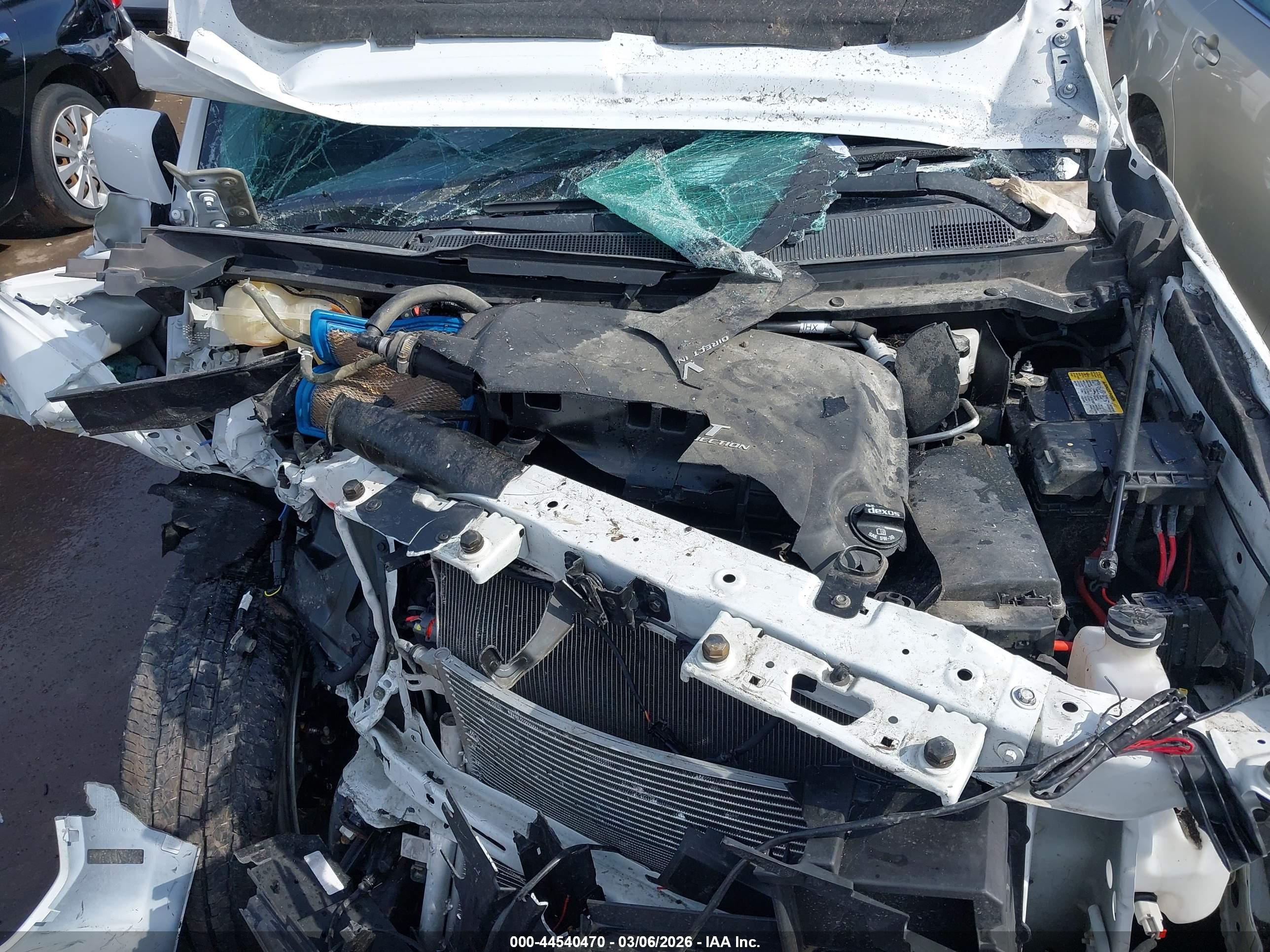 CHEVROLET COLORADO image 10