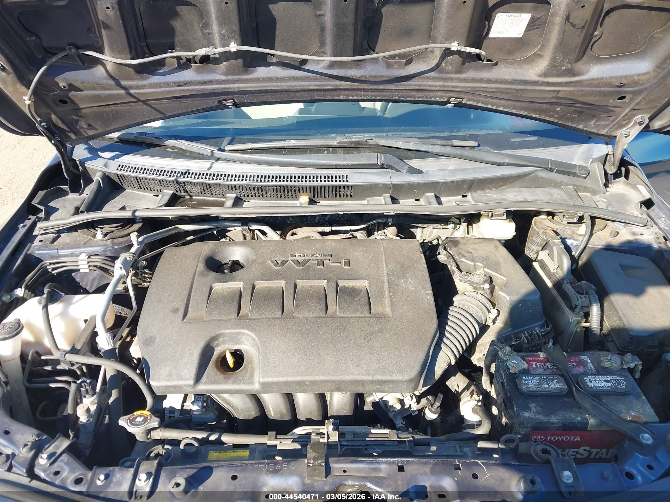 TOYOTA COROLLA image 10