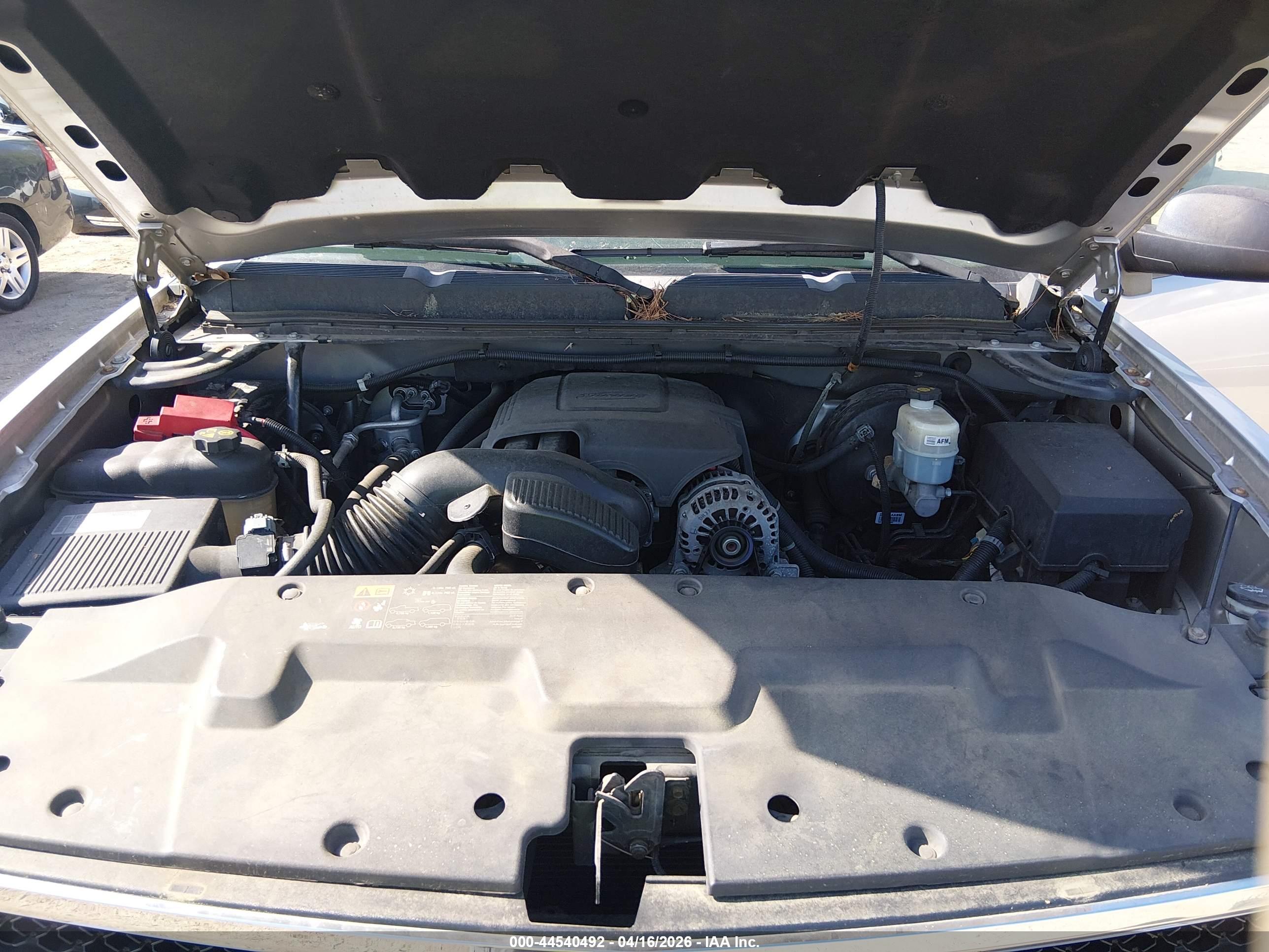 CHEVROLET SILVERADO image 10