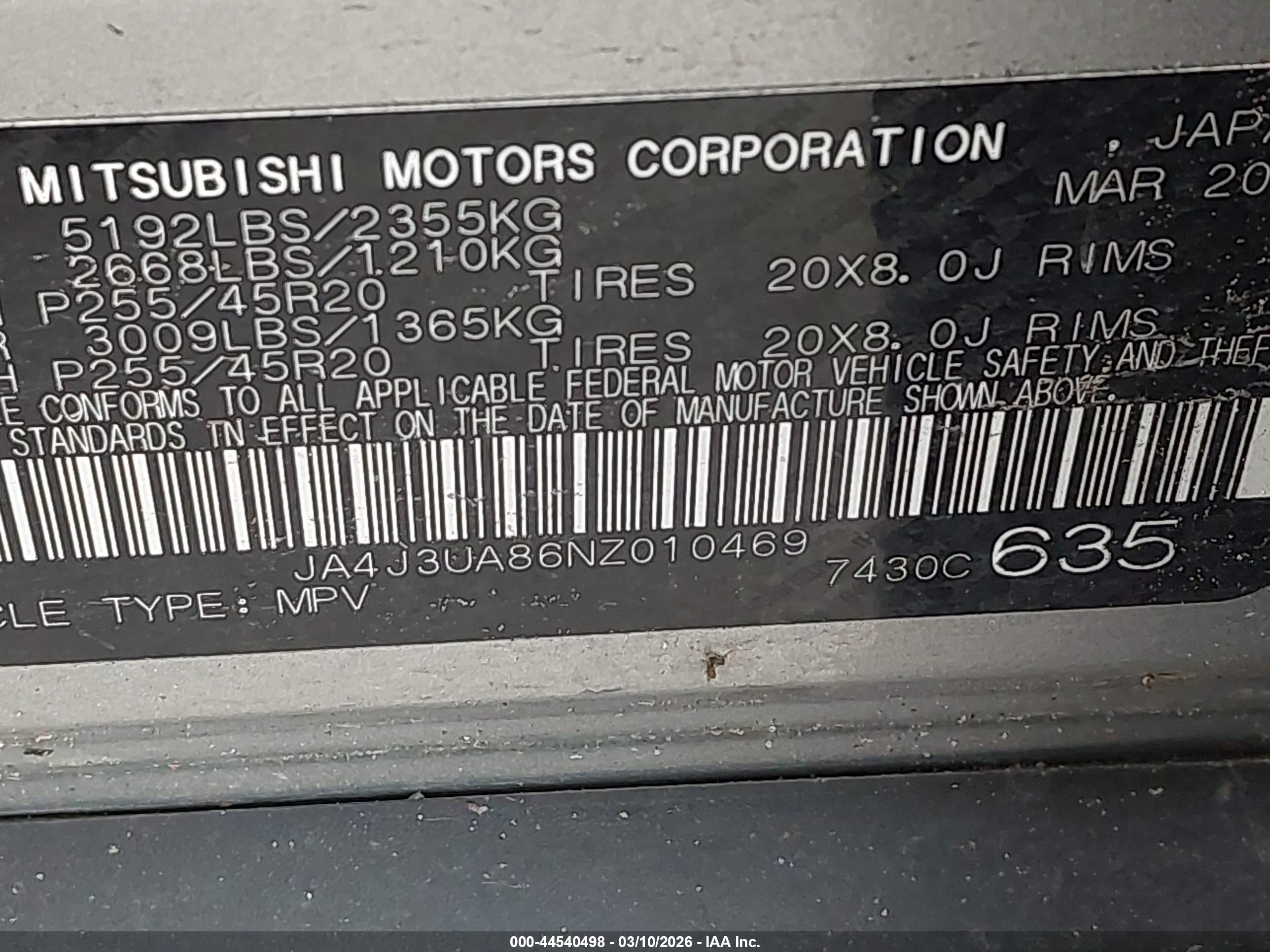 MITSUBISHI OUTLANDER image 9