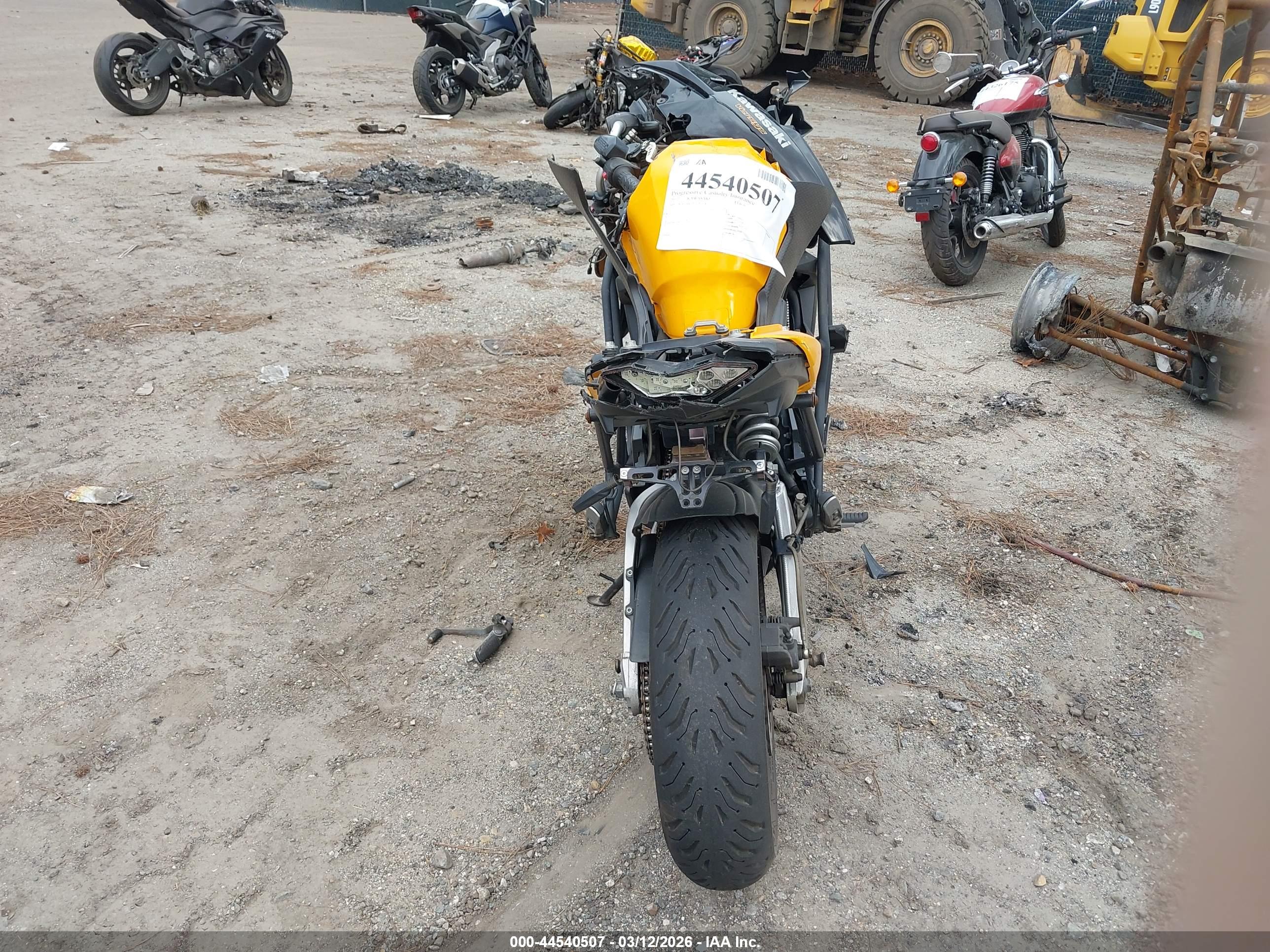 KAWASAKI LE650 image 6