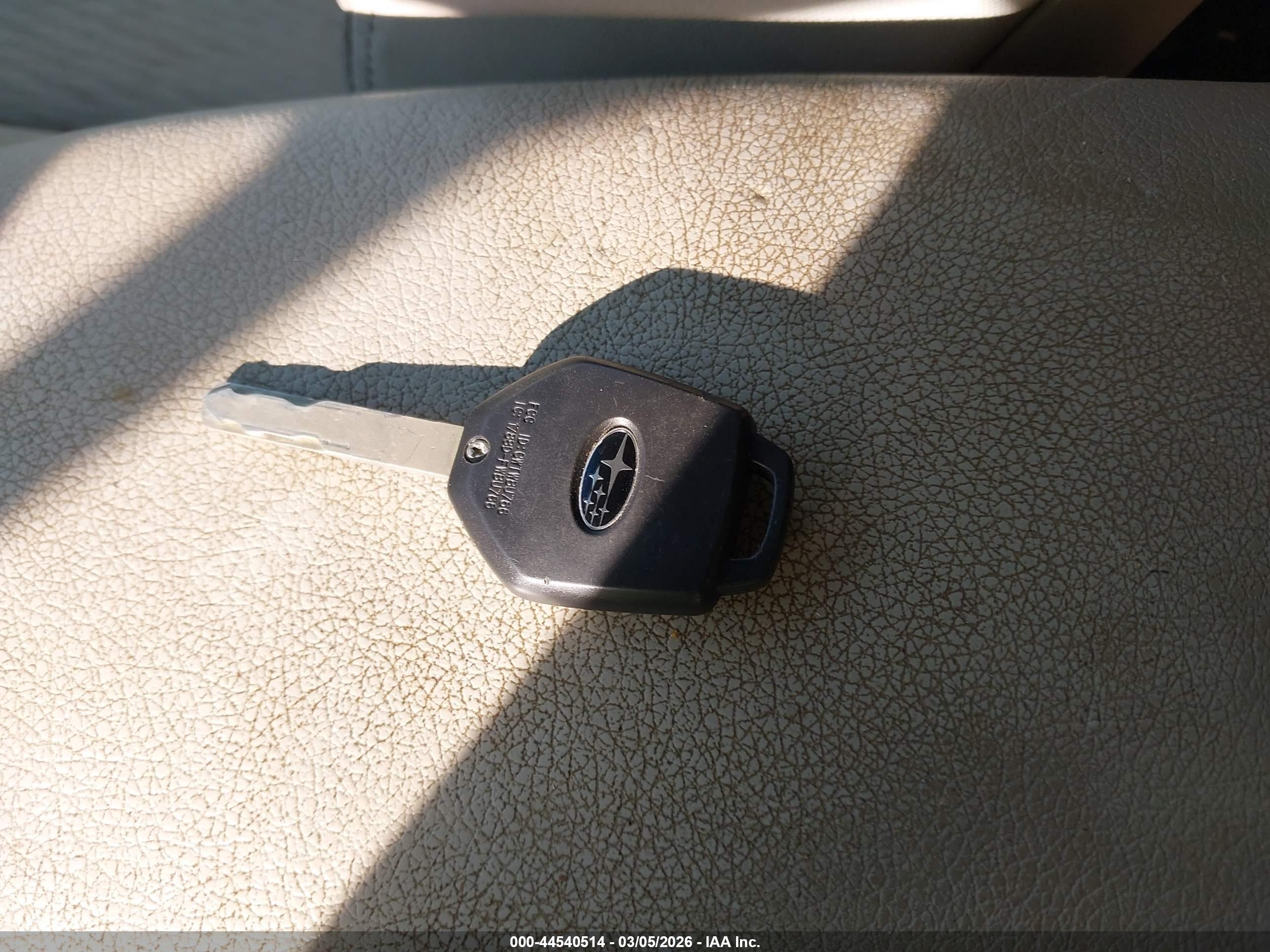 SUBARU OUTBACK image 11