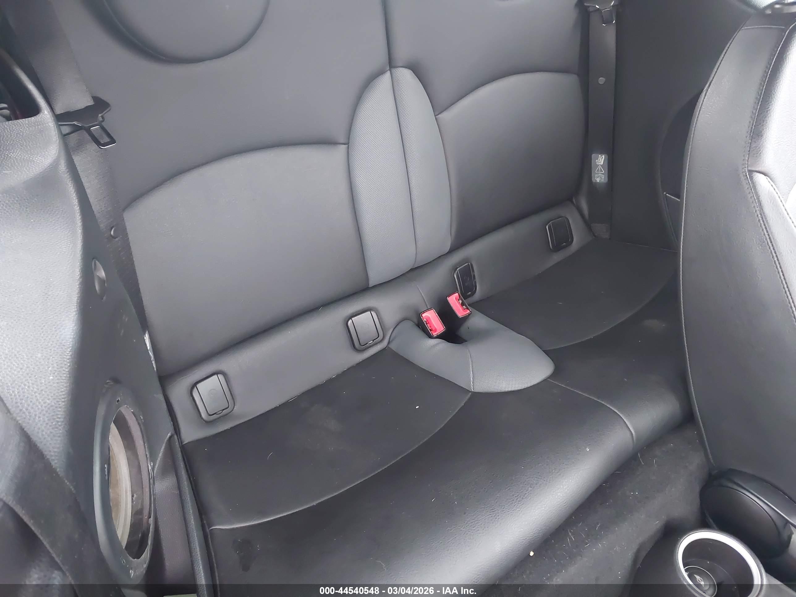 MINI COOPER image 8