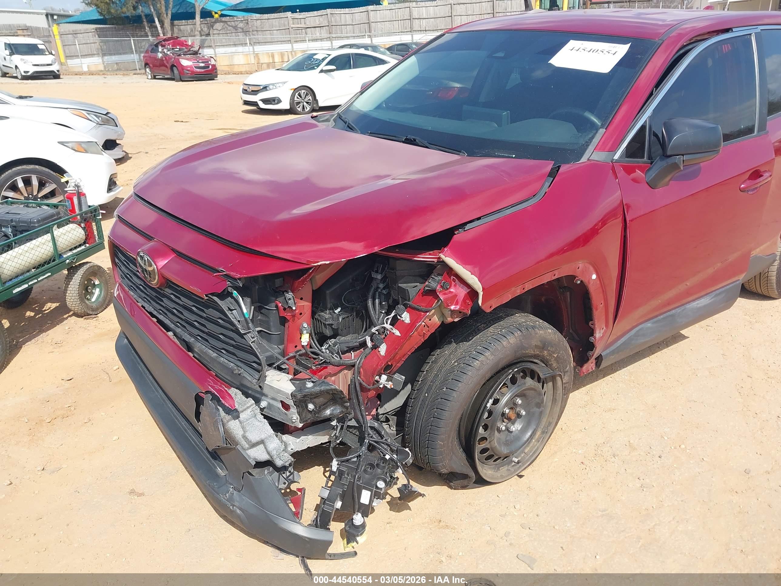 TOYOTA RAV4 image 6