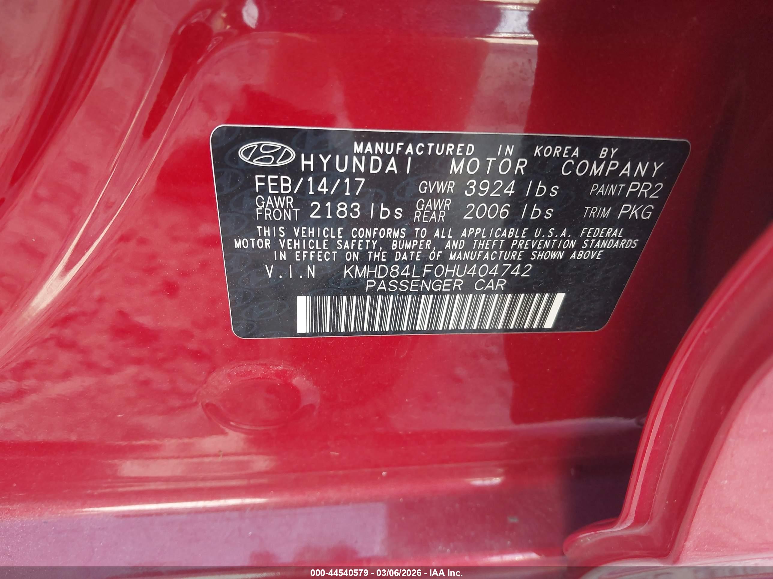 HYUNDAI ELANTRA image 9