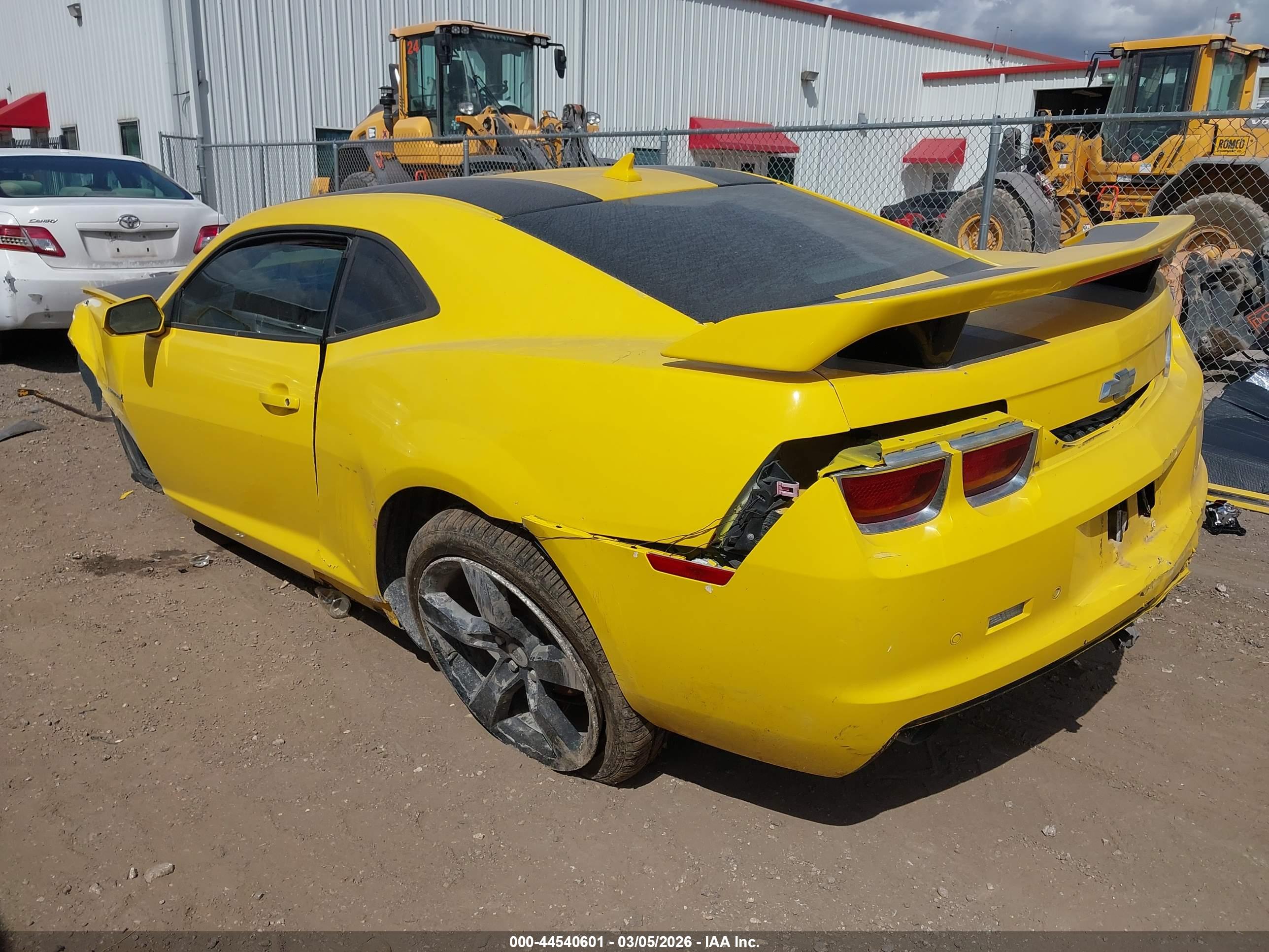 CHEVROLET CAMARO image 3