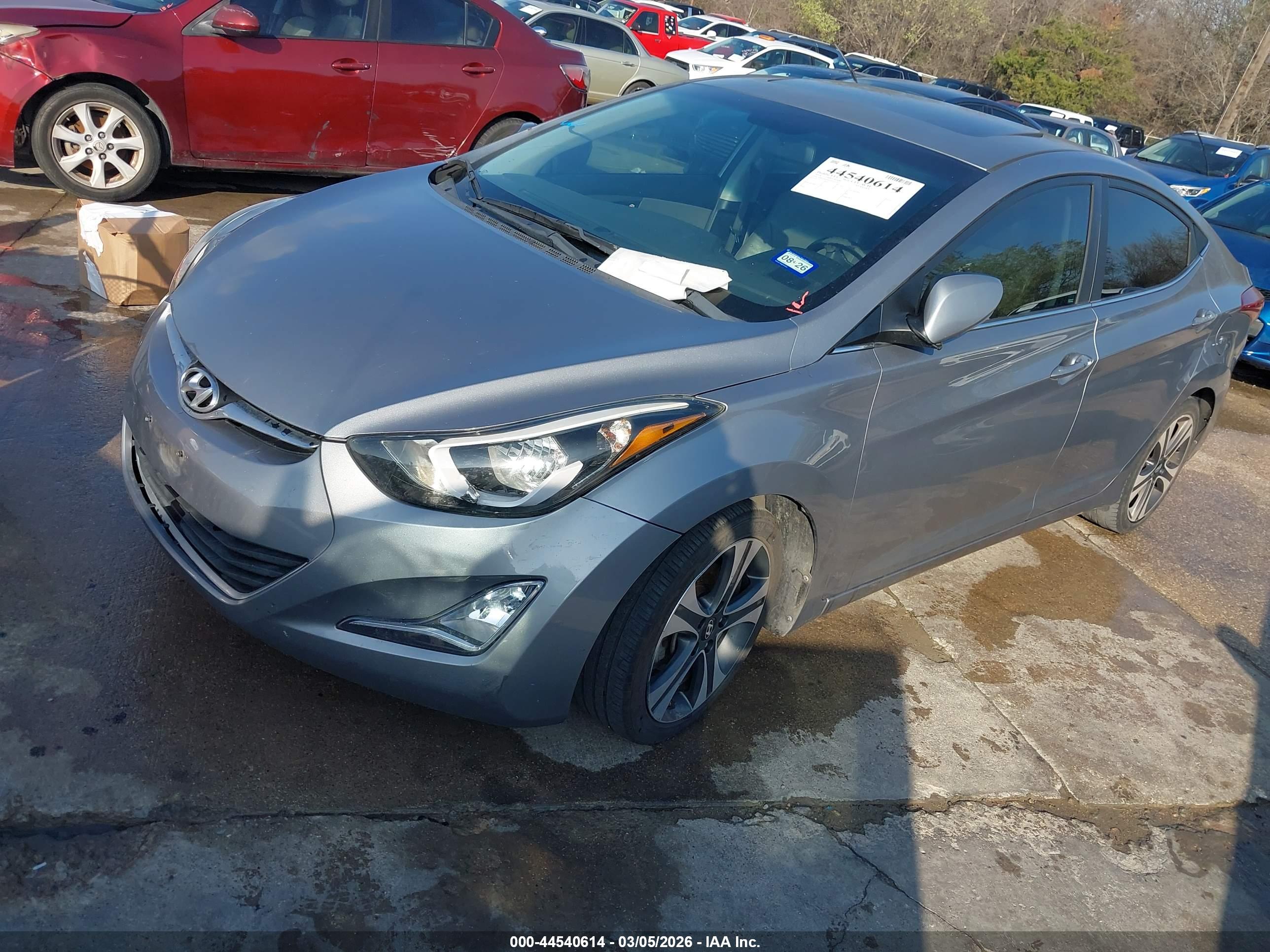 HYUNDAI ELANTRA image 2