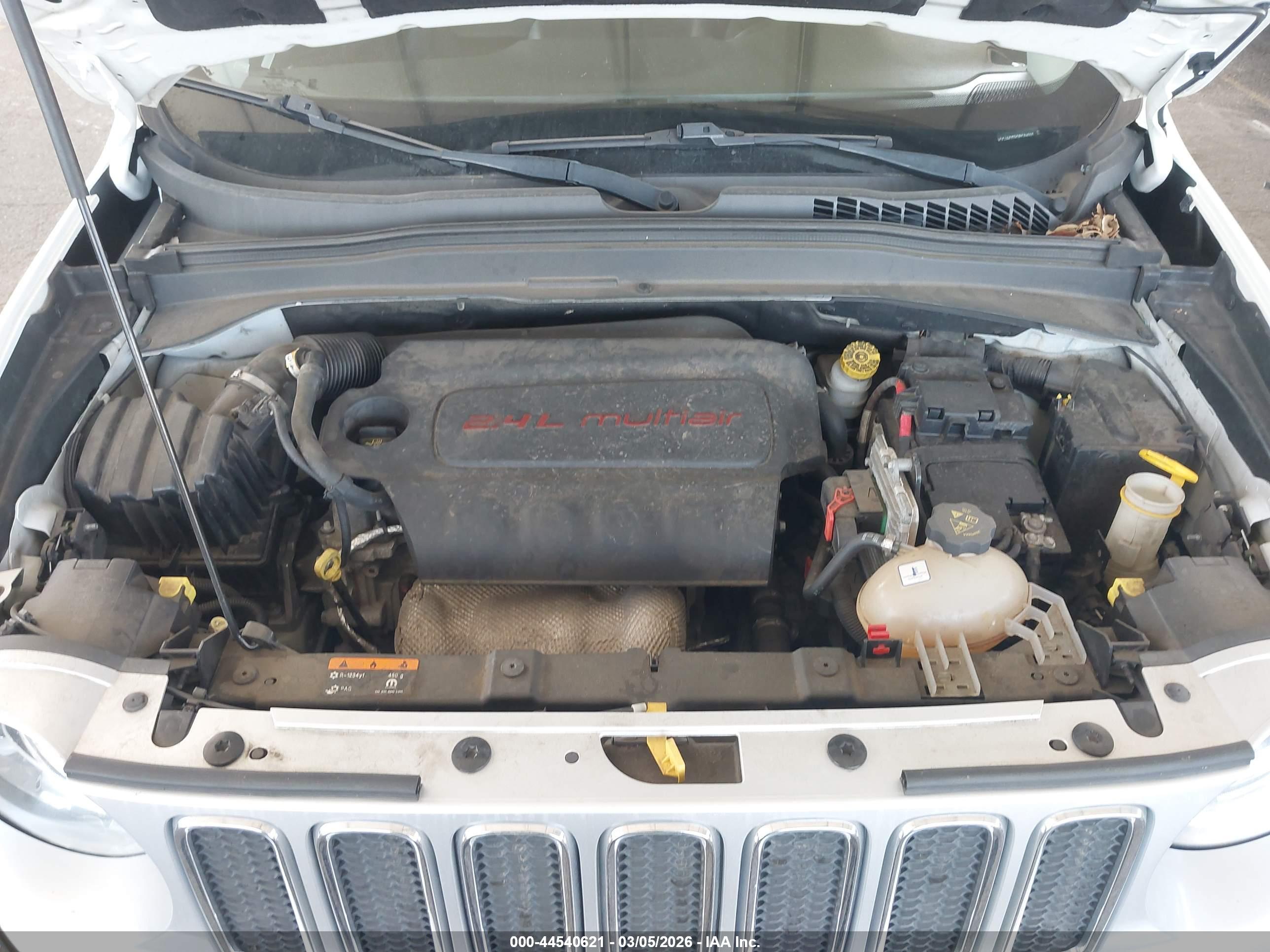 JEEP RENEGADE image 10
