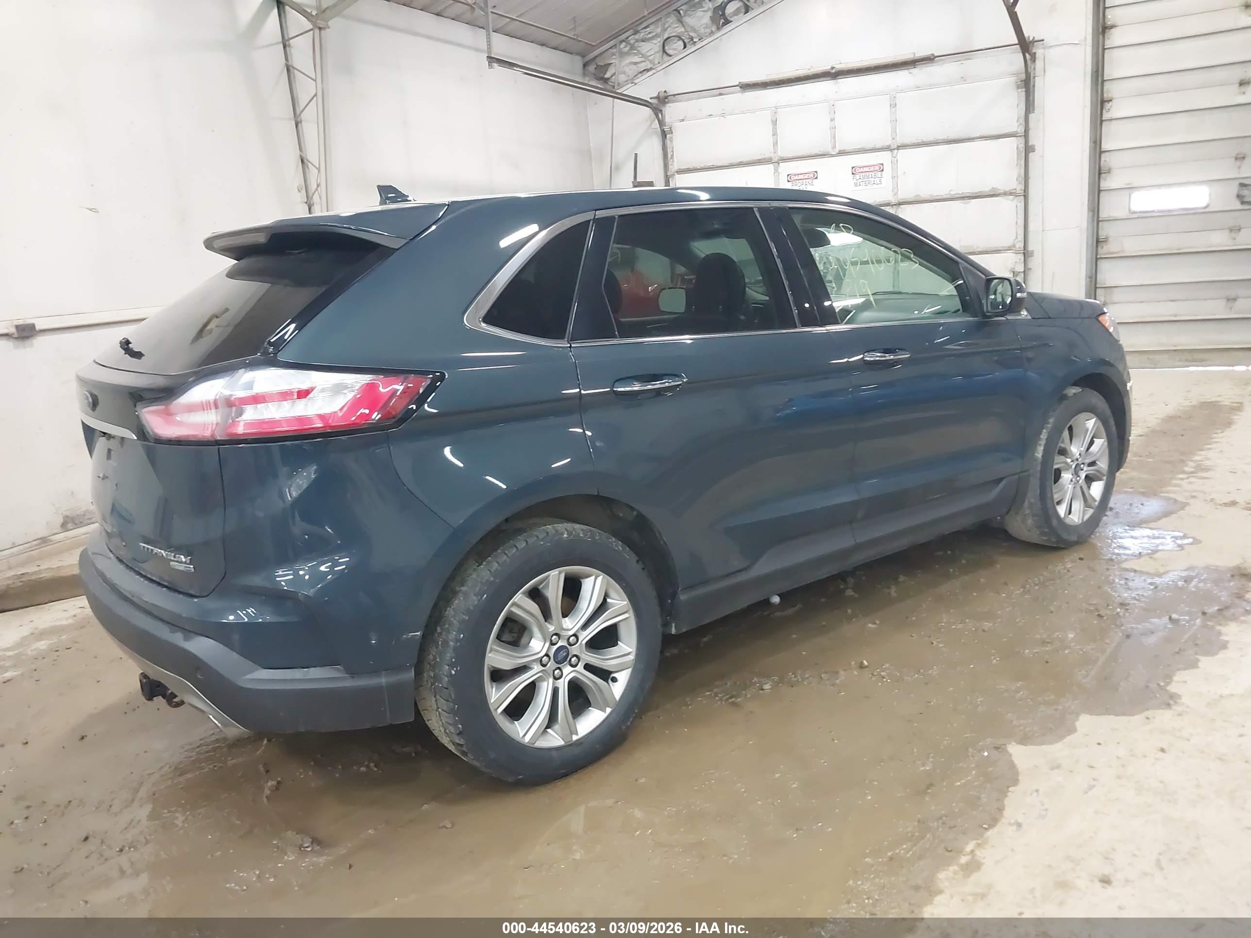FORD EDGE image 4