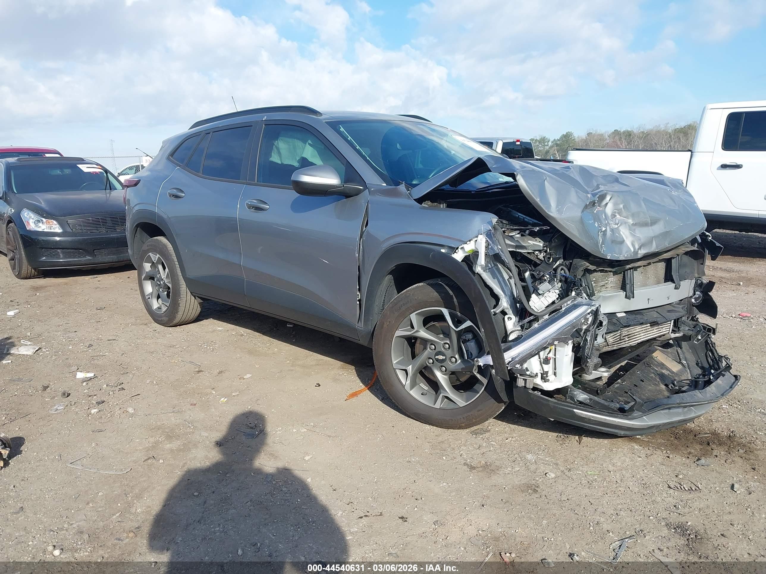 CHEVROLET TRAX image 6