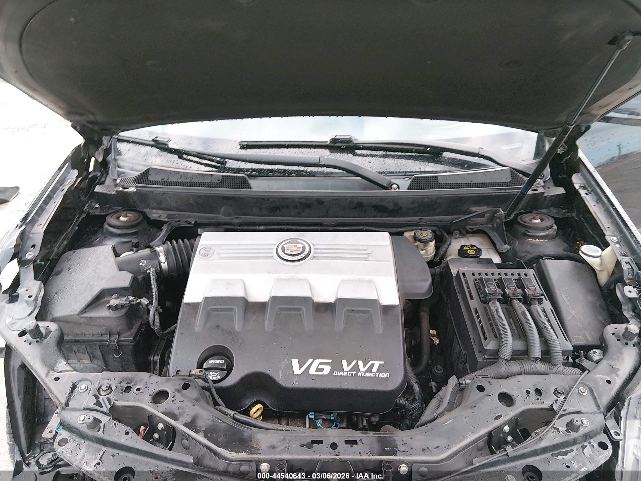 CADILLAC SRX image 10