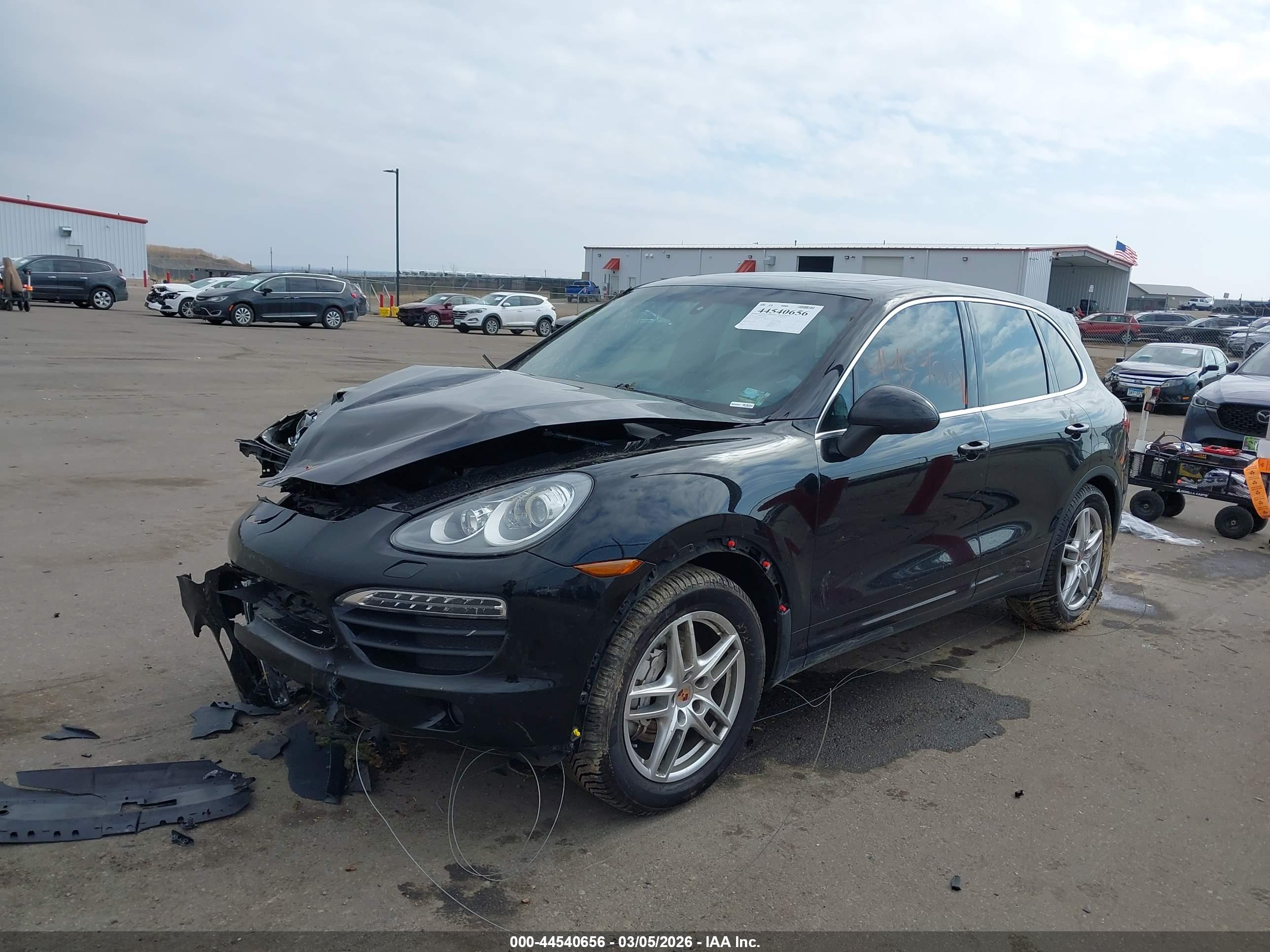 PORSCHE CAYENNE image 2