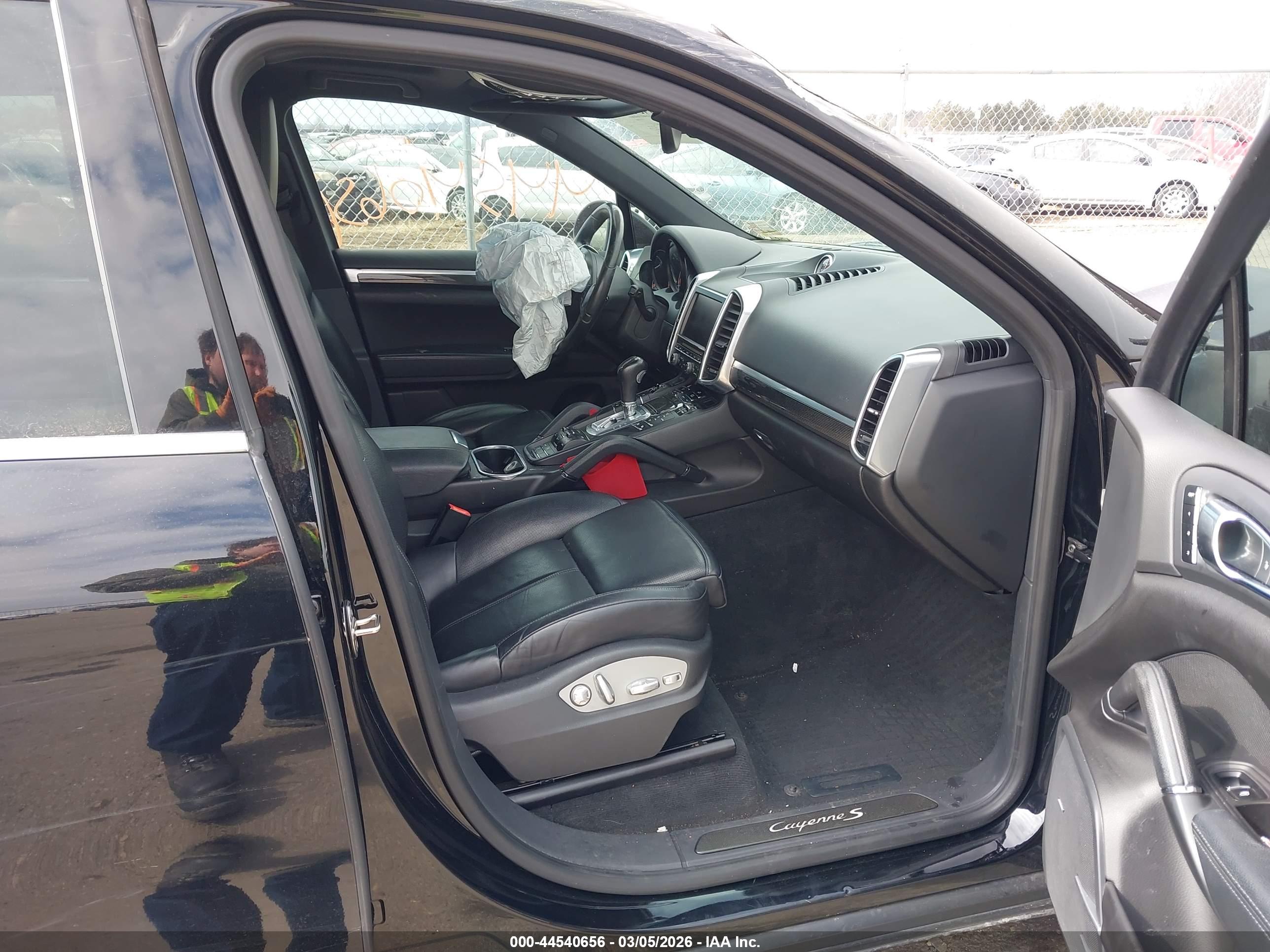 PORSCHE CAYENNE image 5