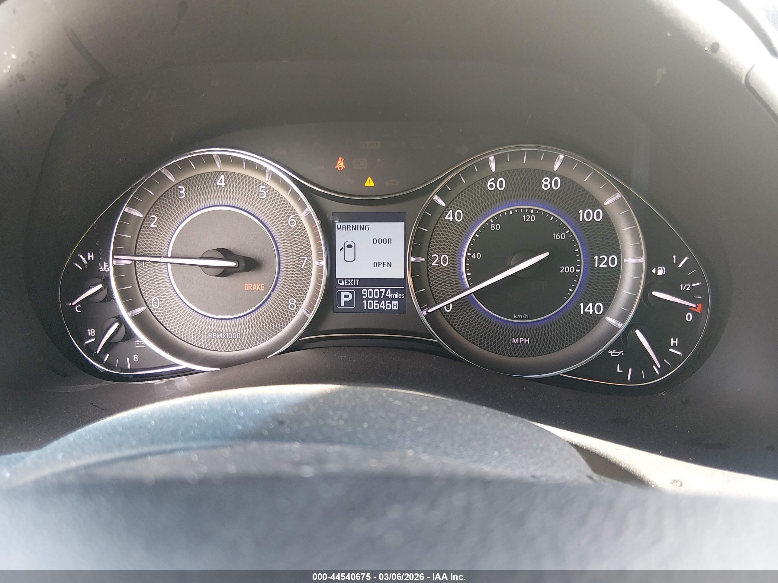 INFINITI QX80 image 7