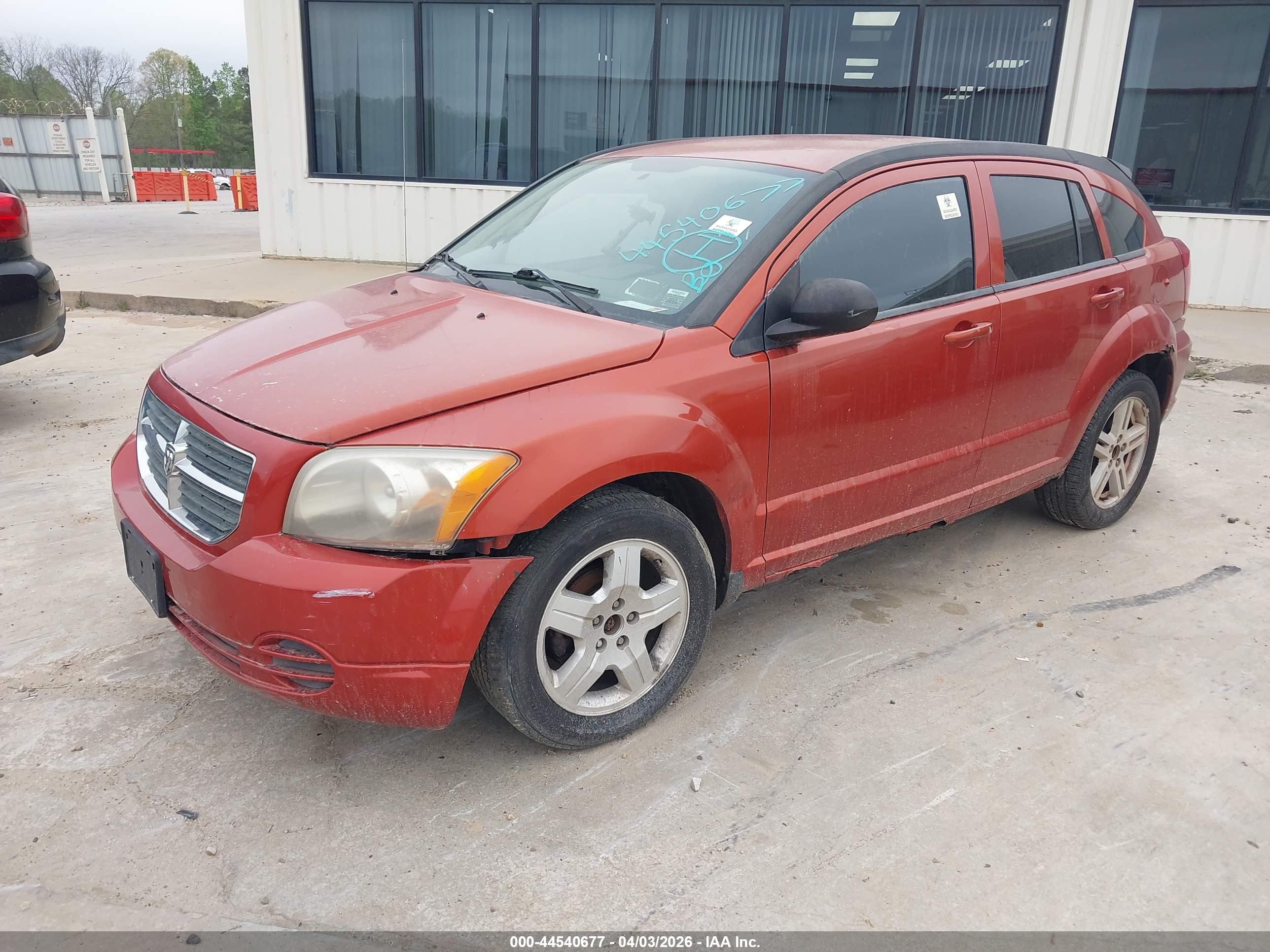 DODGE CALIBER image 2