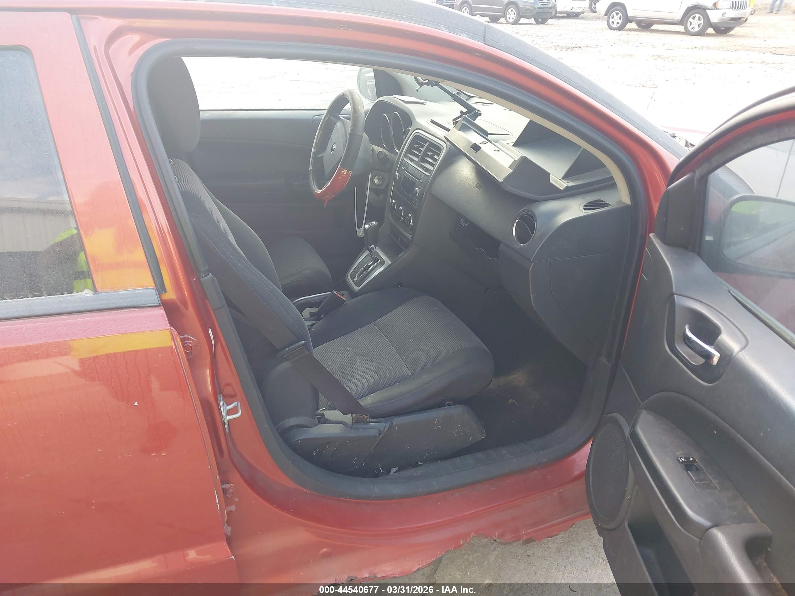 DODGE CALIBER image 5