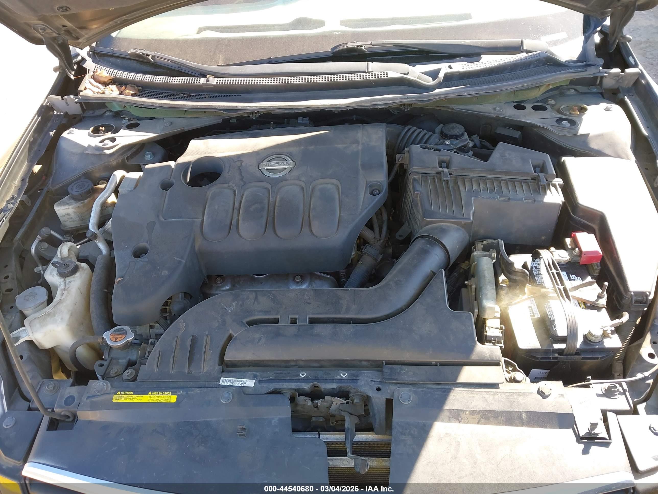 NISSAN ALTIMA image 10
