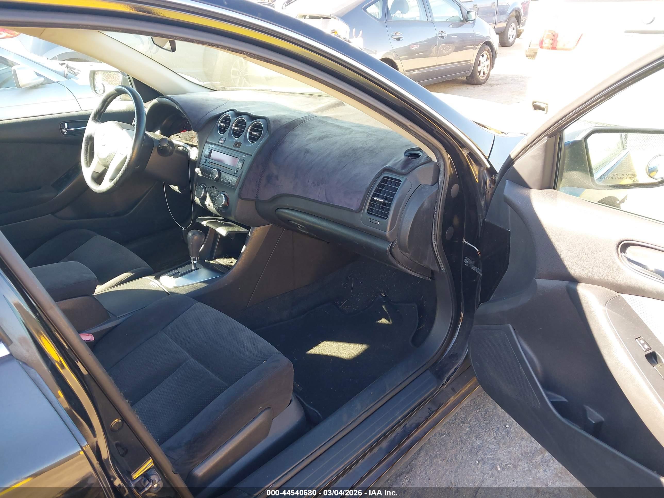 NISSAN ALTIMA image 5