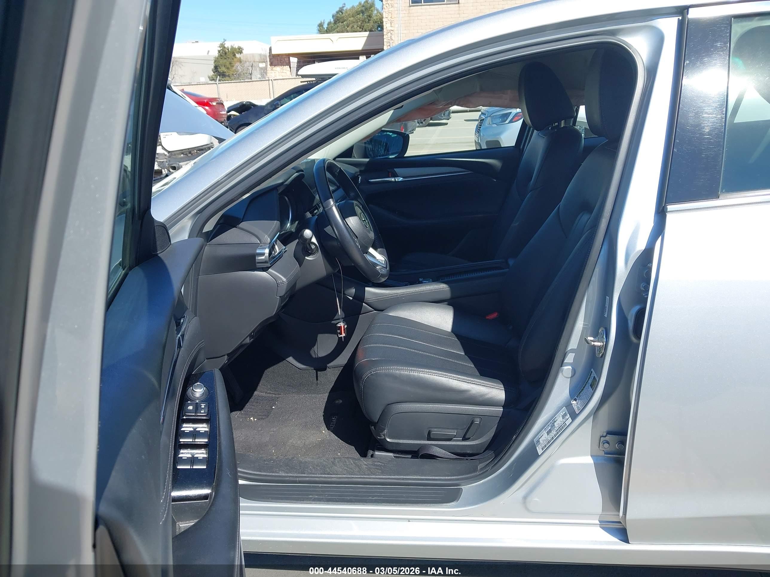 MAZDA MAZDA6 image 5