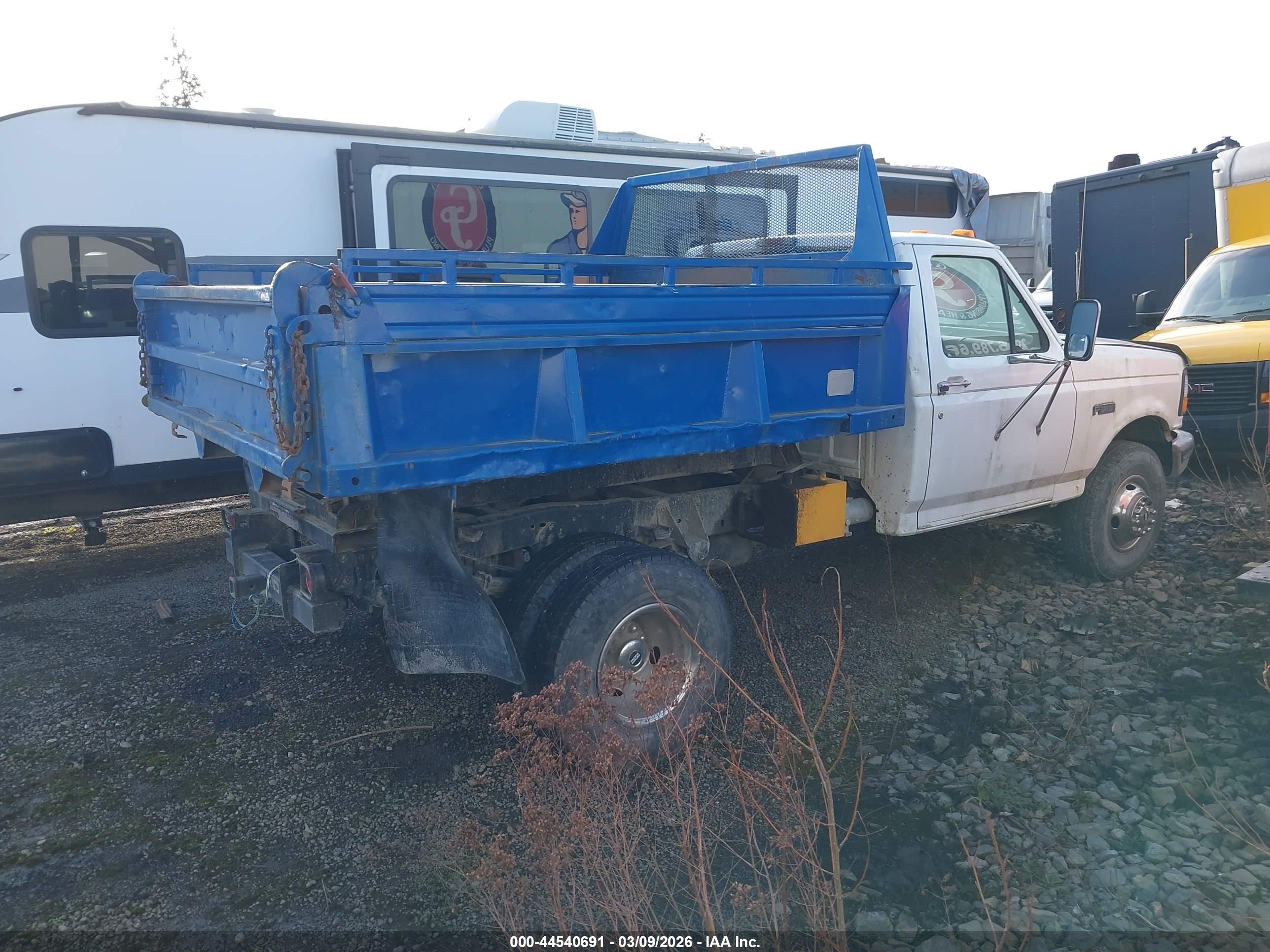 FORD F image 4