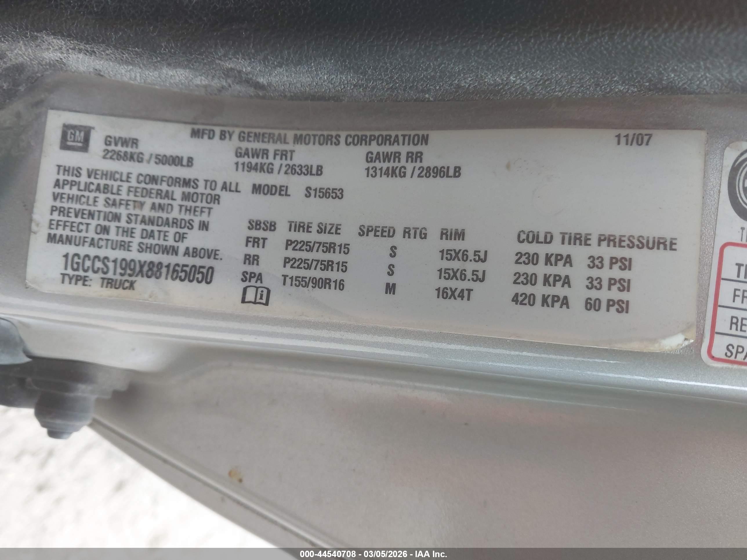 CHEVROLET COLORADO image 9