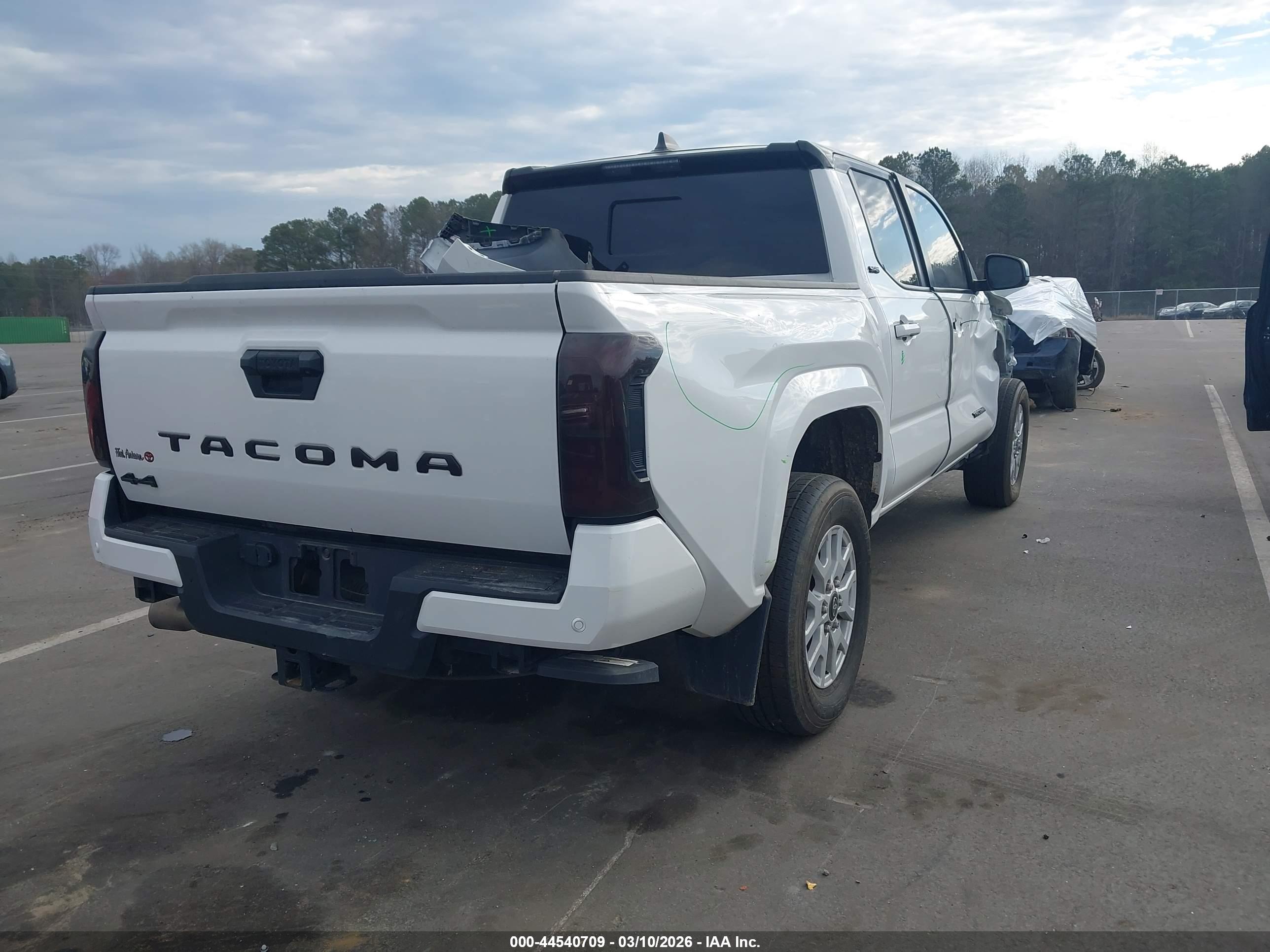 TOYOTA TACOMA image 4