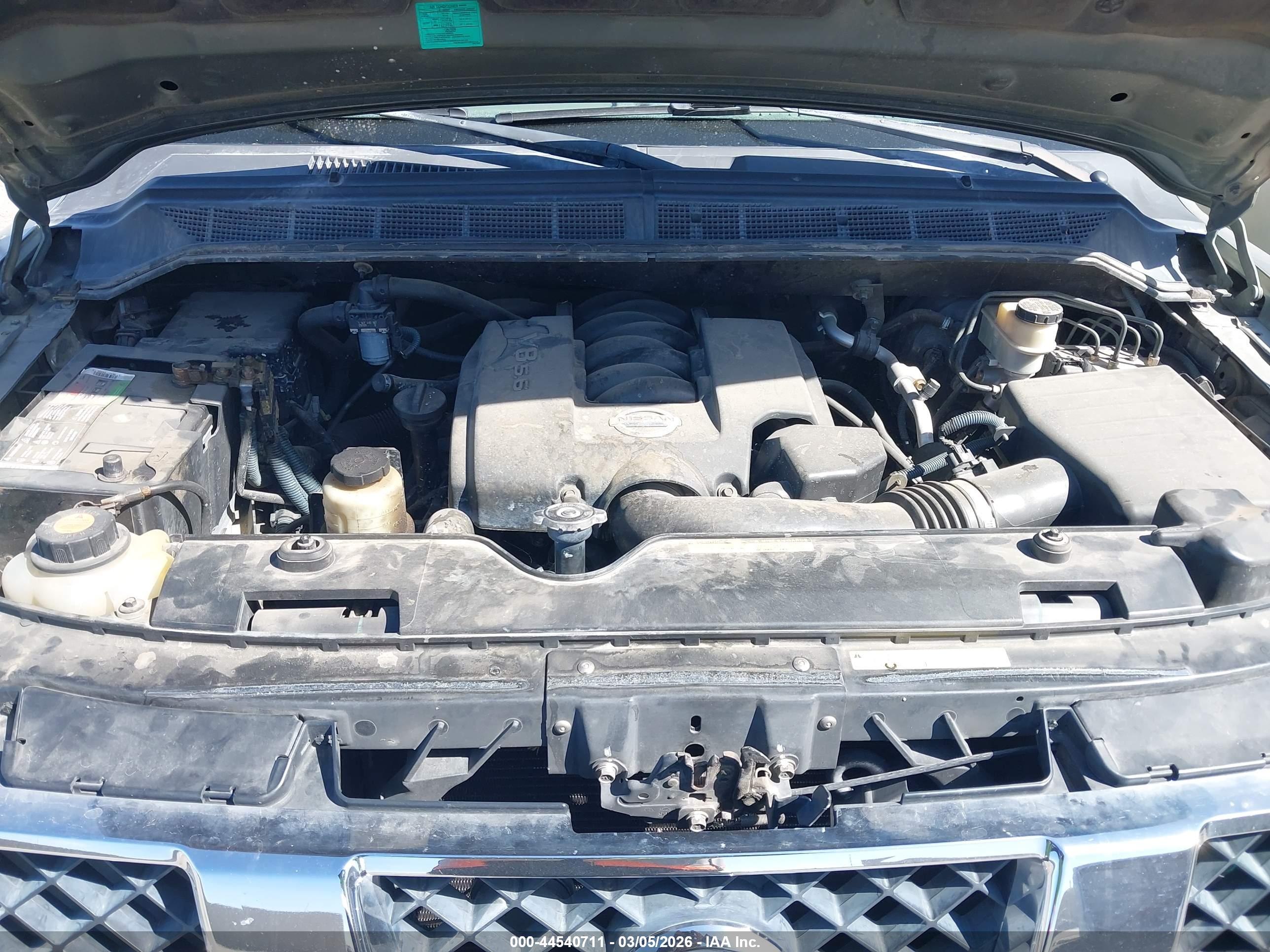 NISSAN TITAN image 10