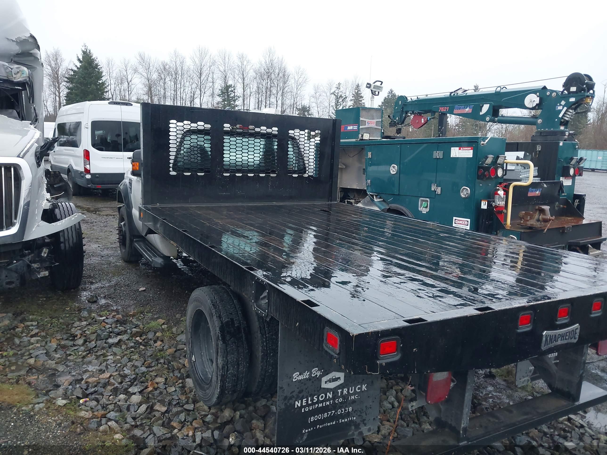 FORD F-450 image 3
