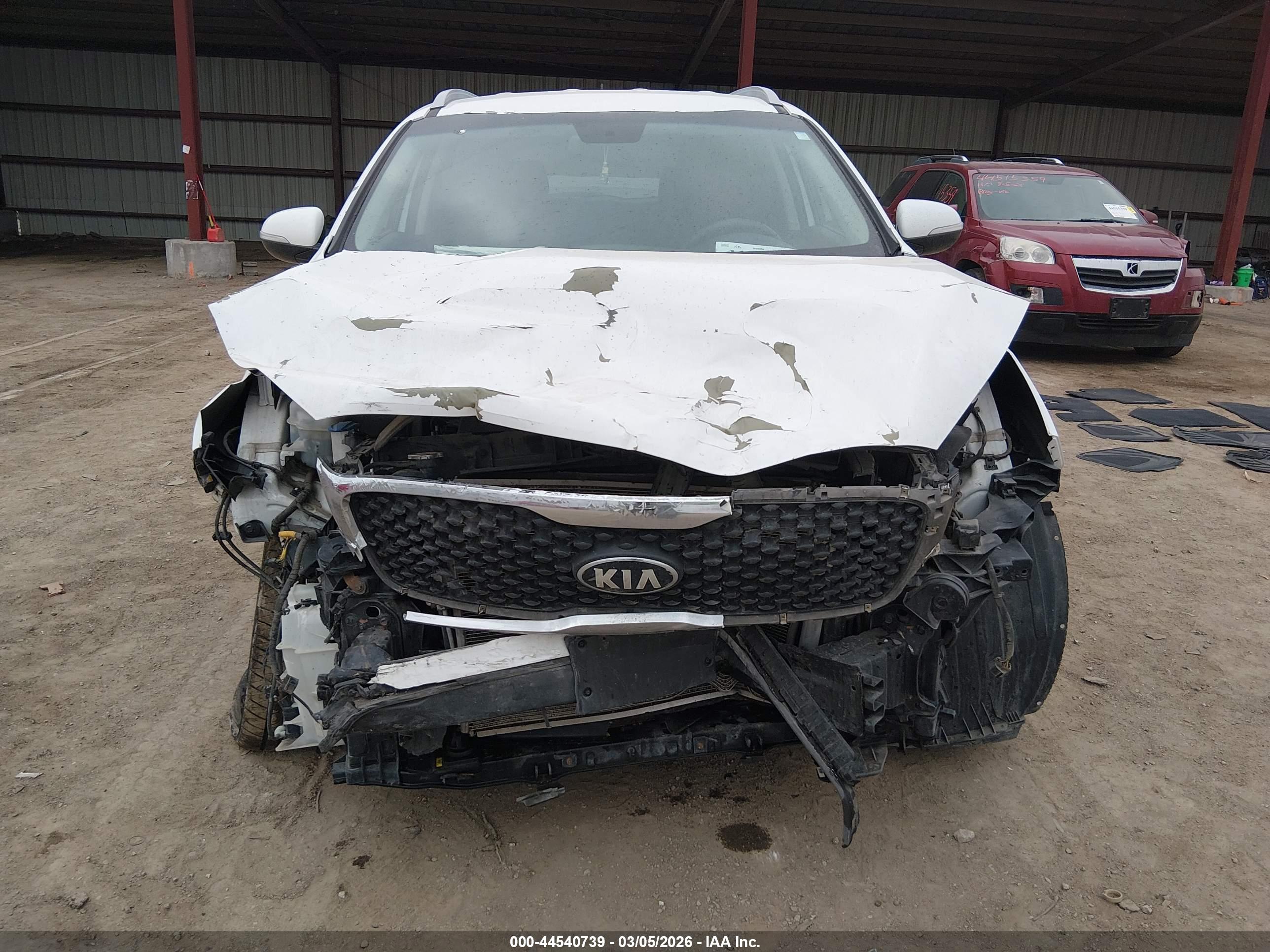 KIA SORENTO image 6