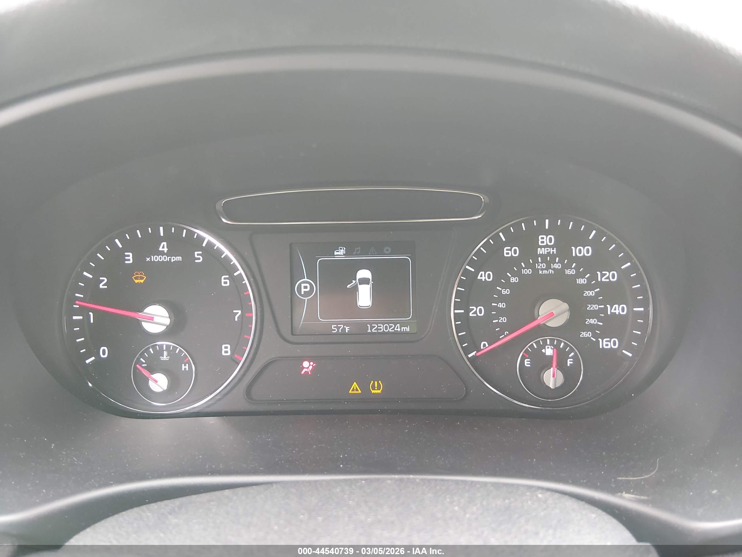 KIA SORENTO image 7