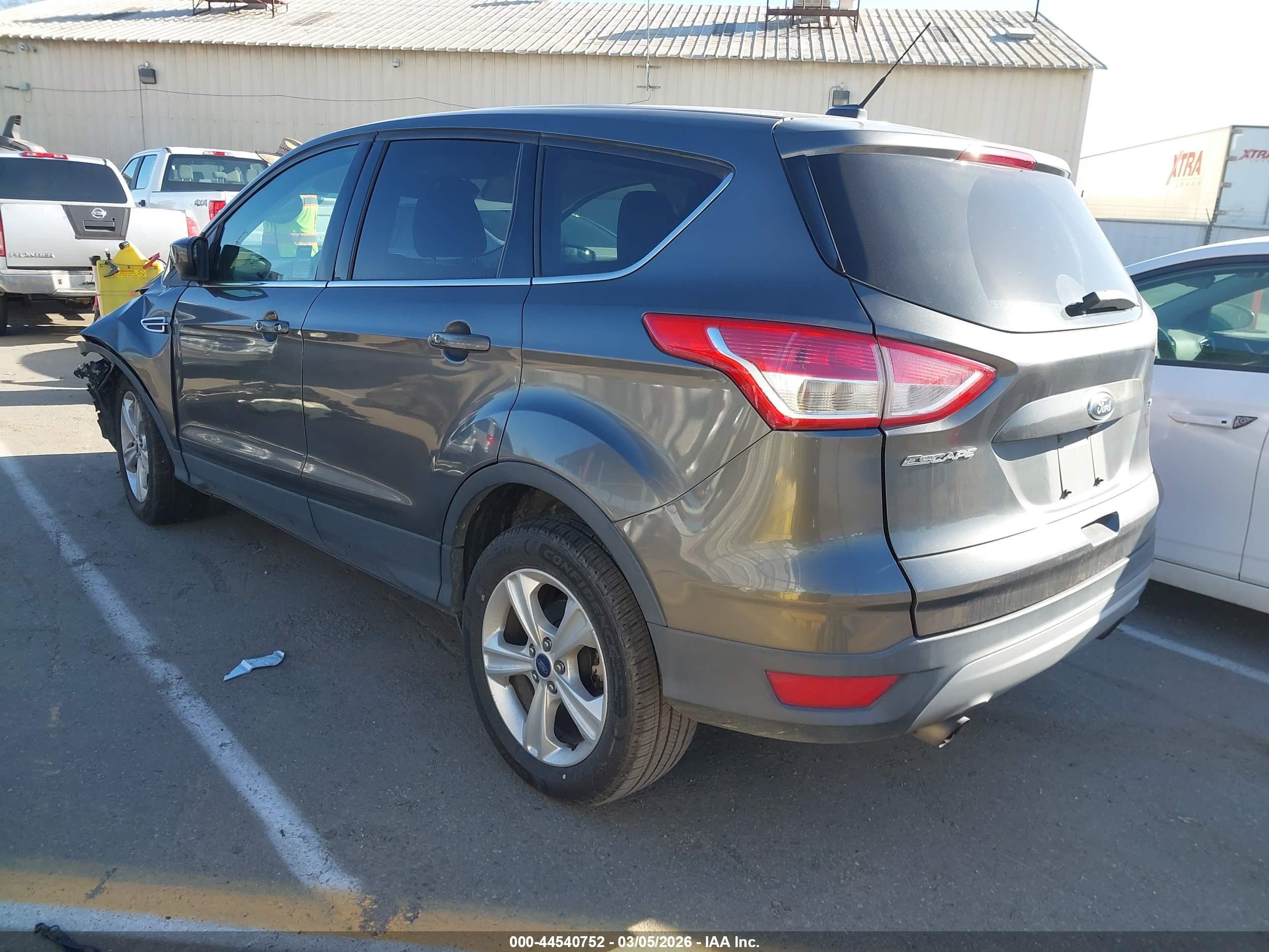 FORD ESCAPE image 3