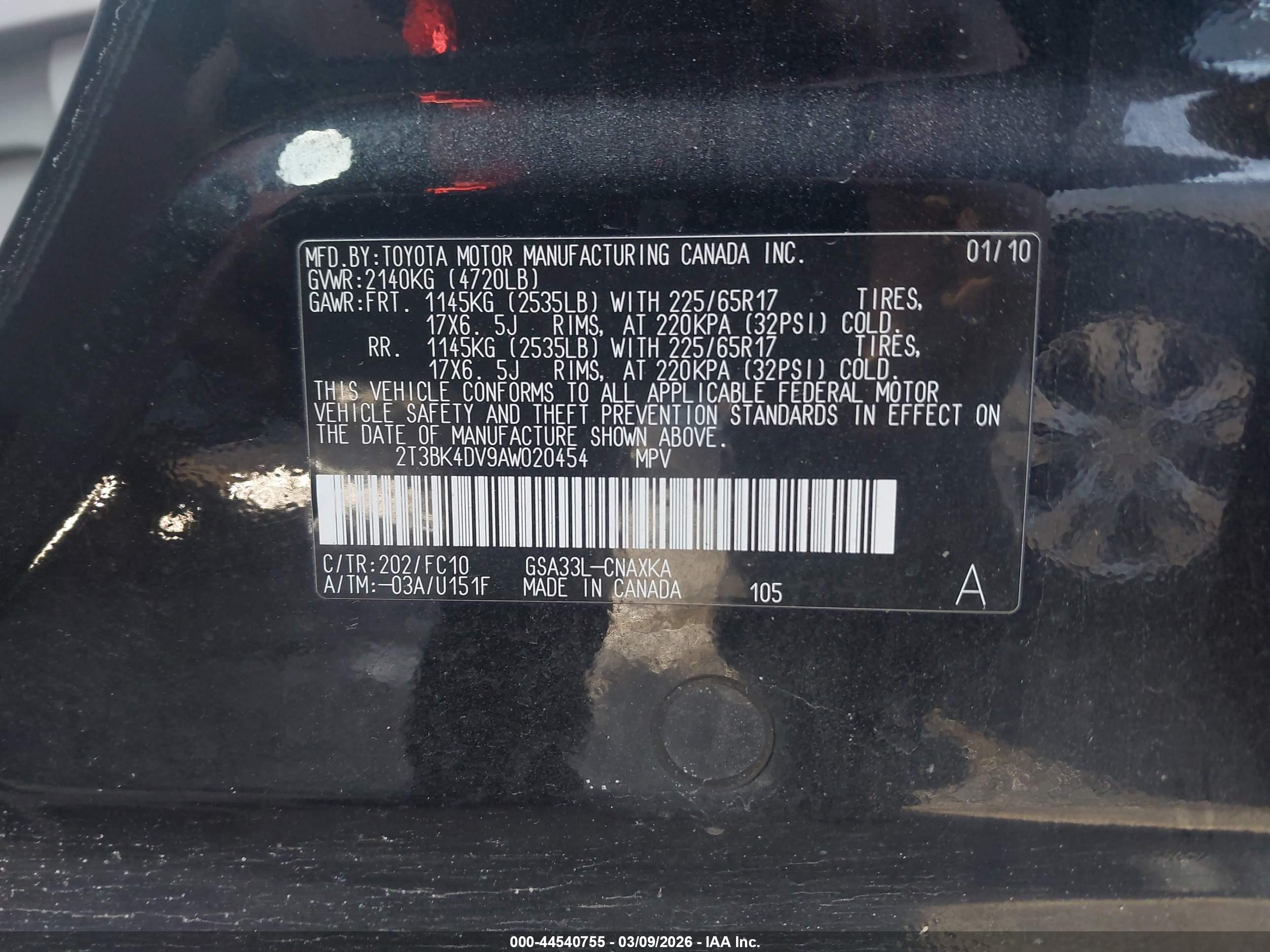 TOYOTA RAV4 image 9