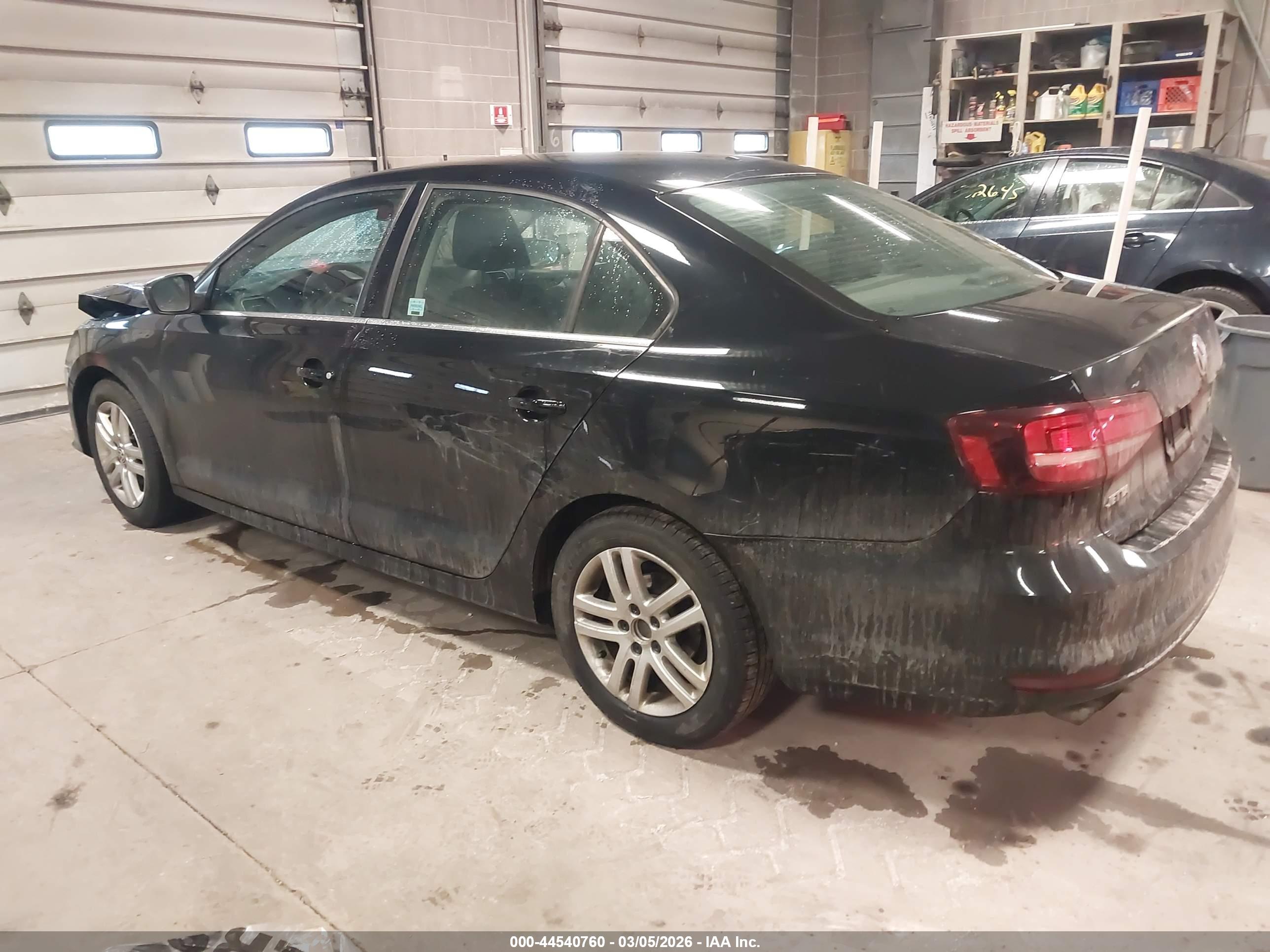 VOLKSWAGEN JETTA image 3