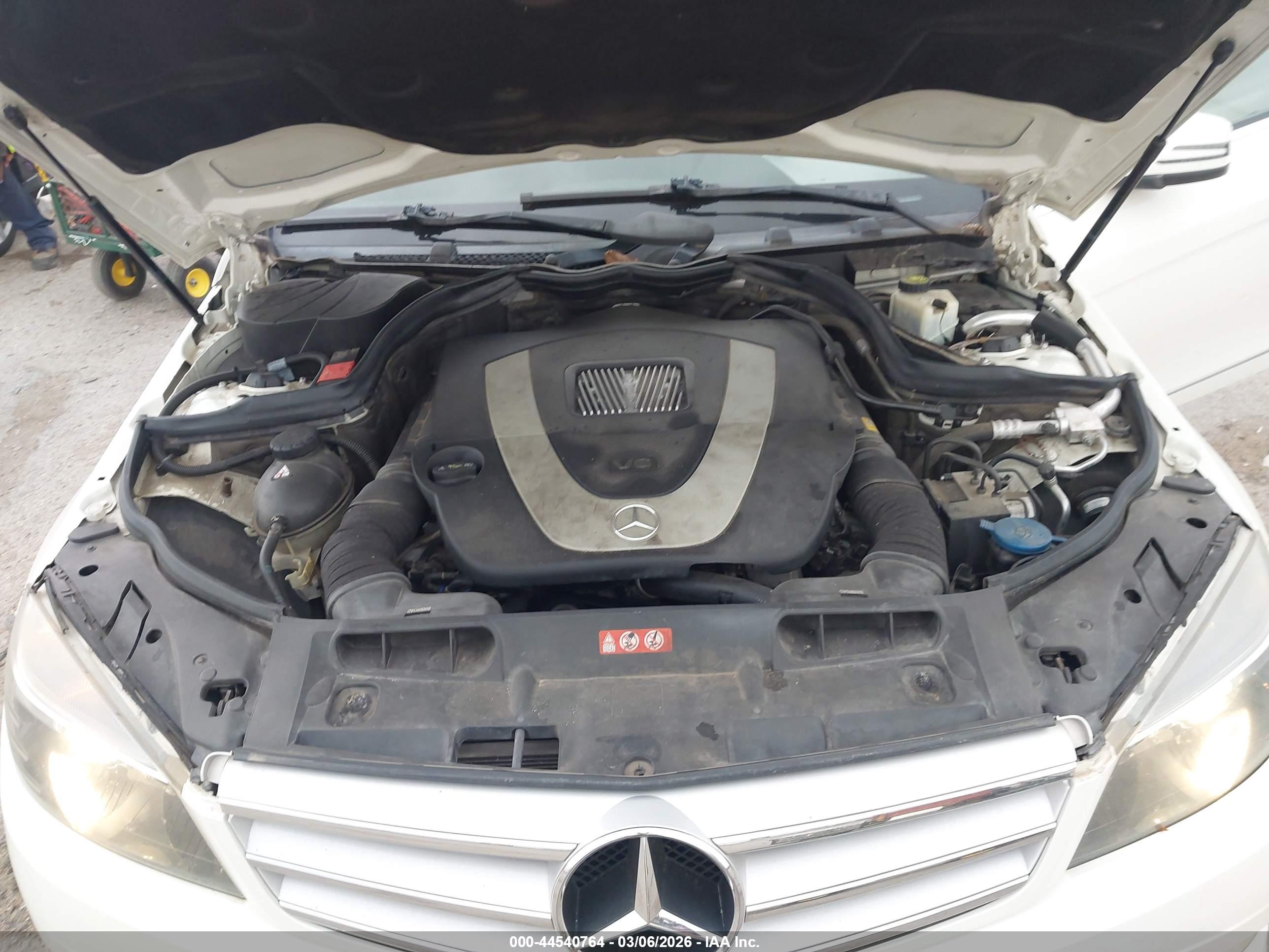 MERCEDES-BENZ C image 10
