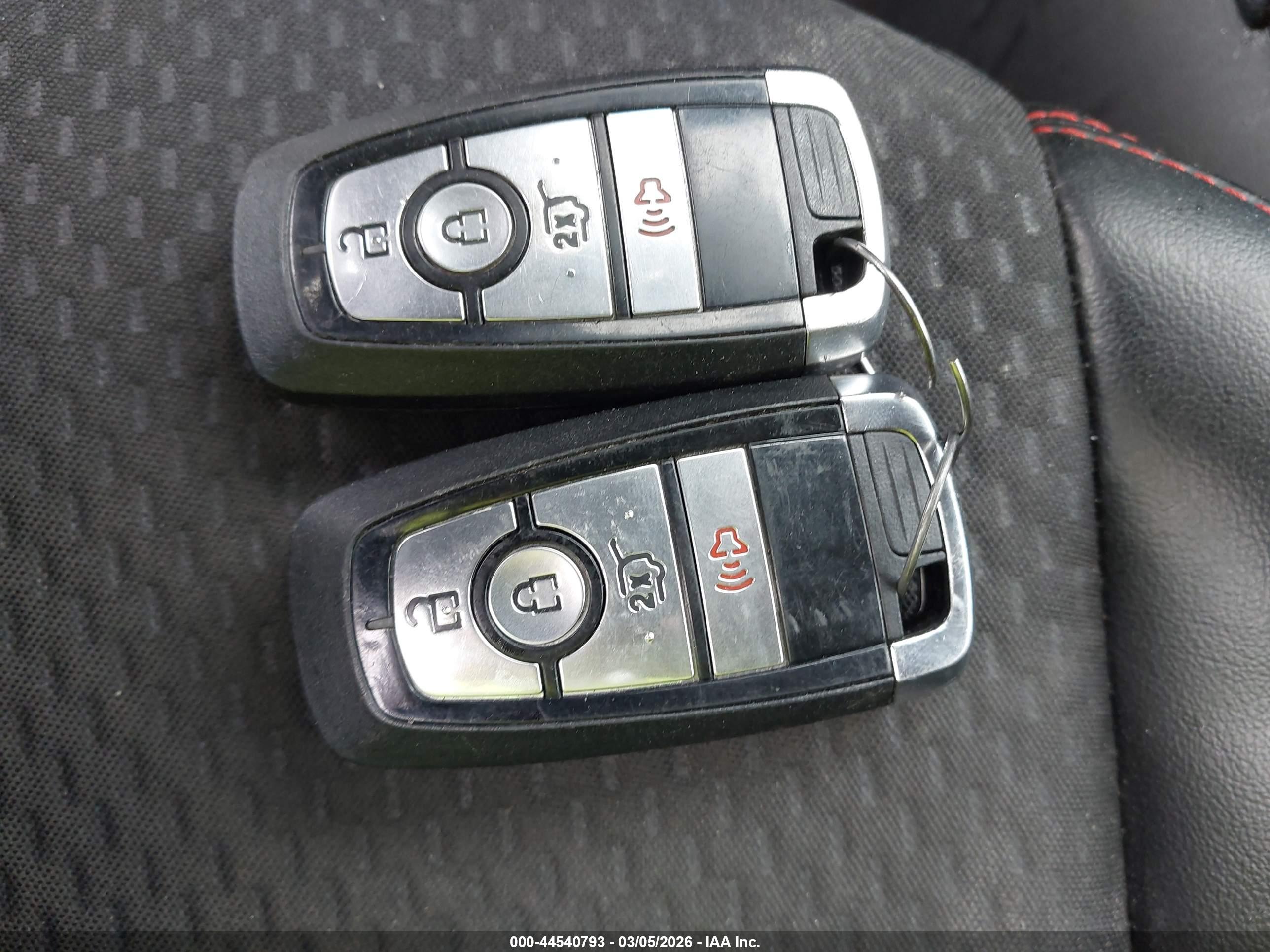 FORD ESCAPE image 11