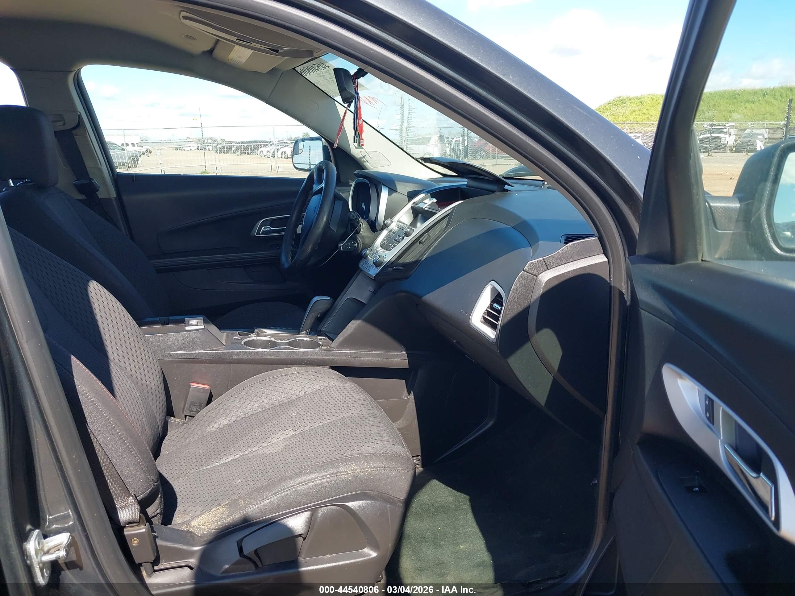 CHEVROLET EQUINOX image 5