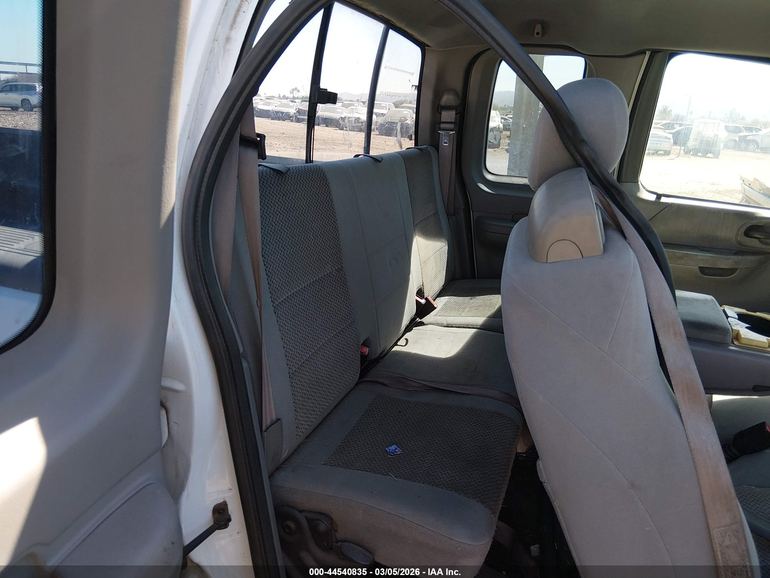 FORD F-150 image 8