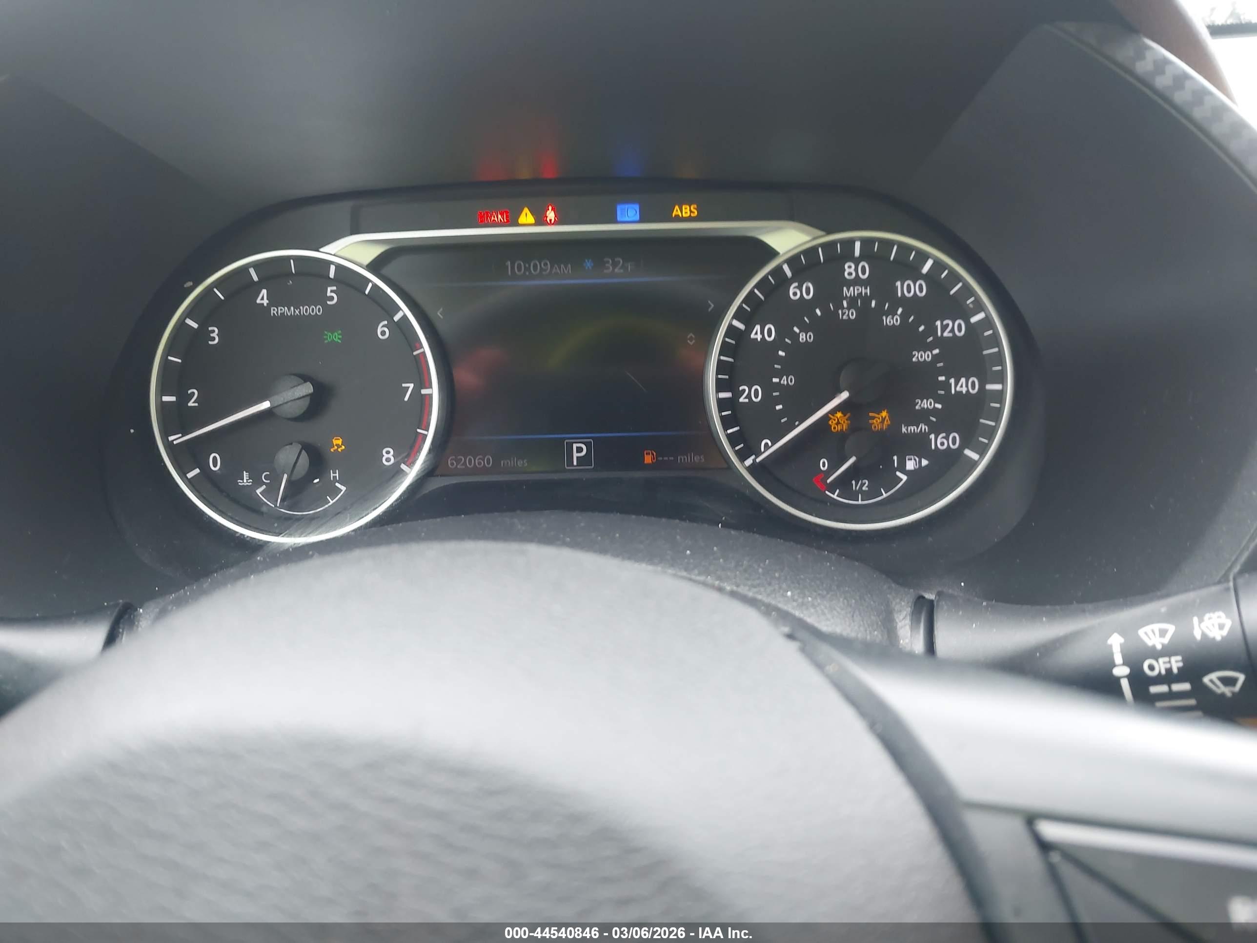 NISSAN SENTRA image 7