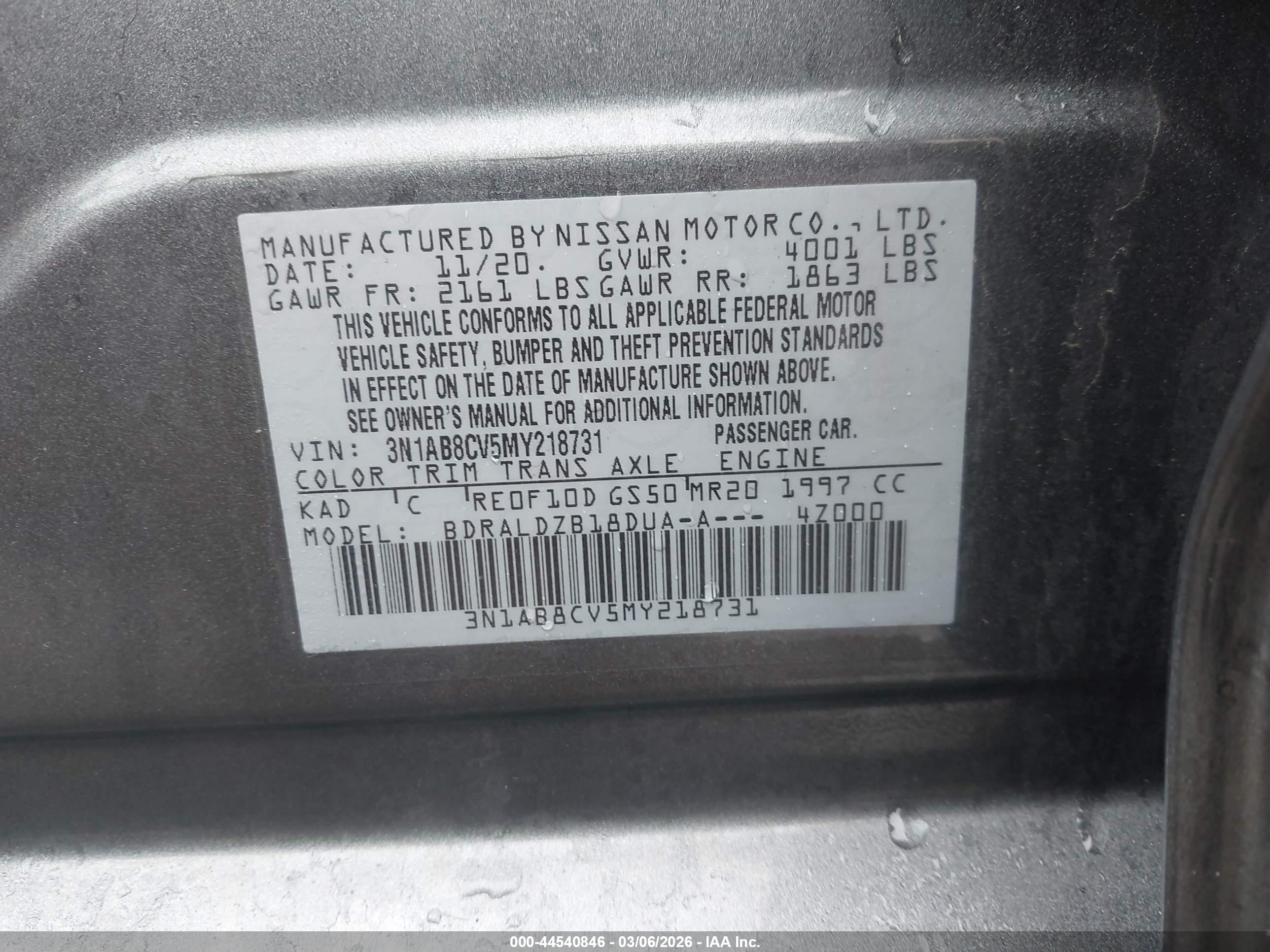 NISSAN SENTRA image 9