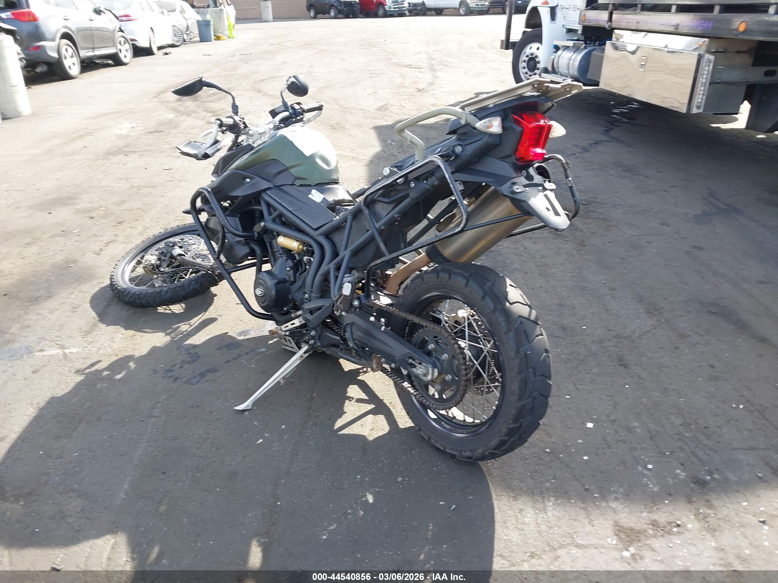 TRIUMPH MOTORCYCLE image 3