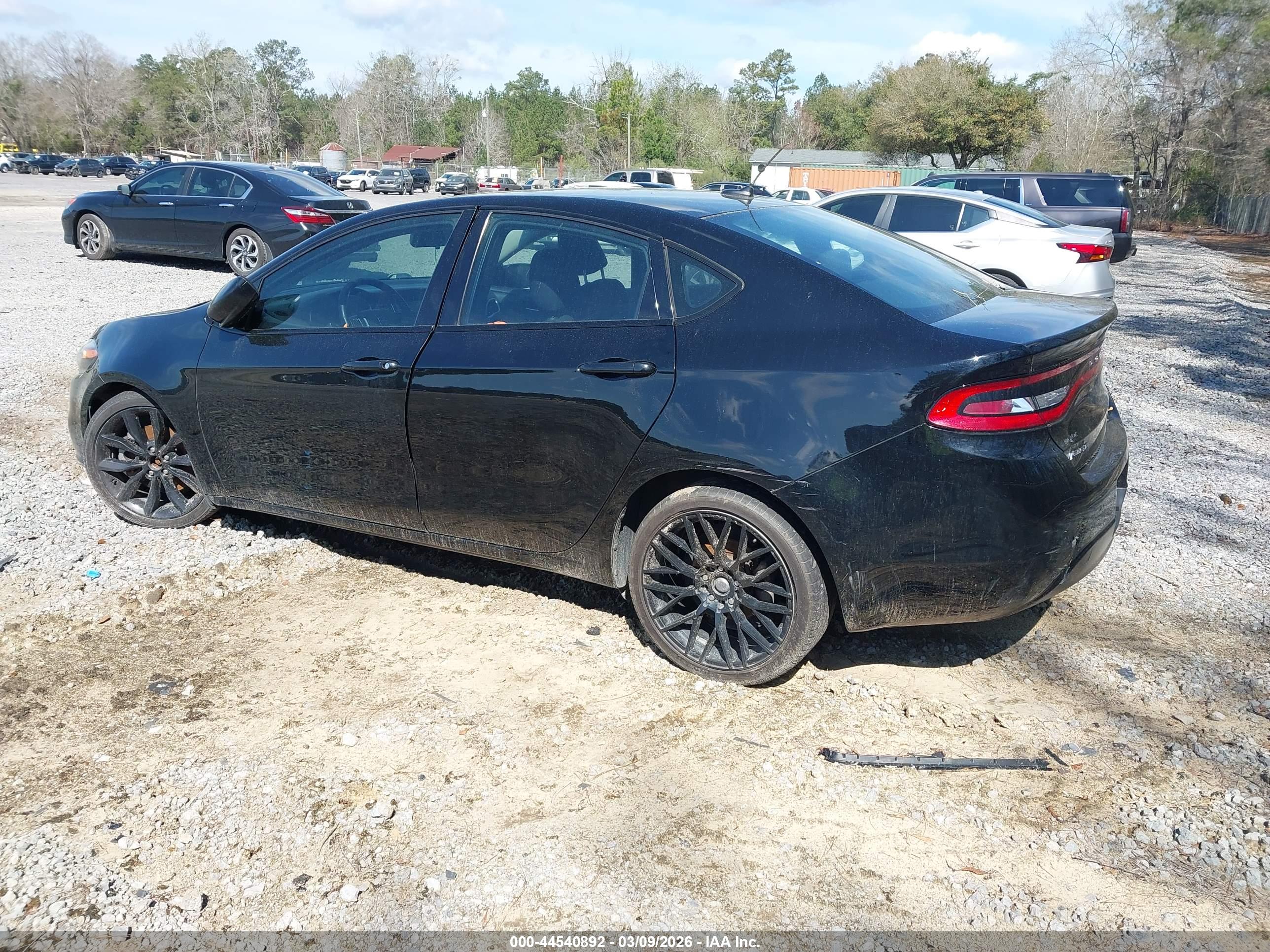 DODGE DART image 3