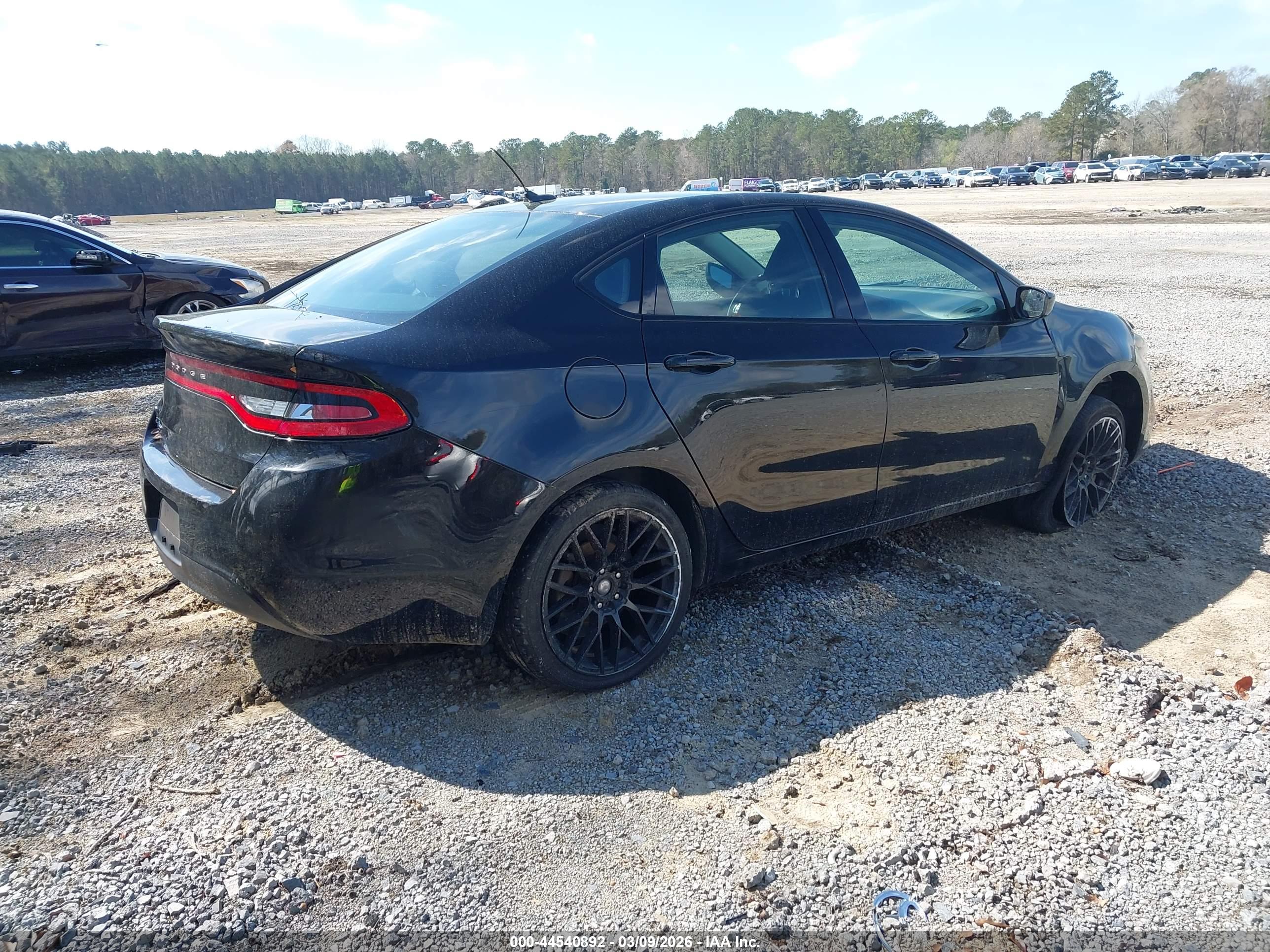 DODGE DART image 4