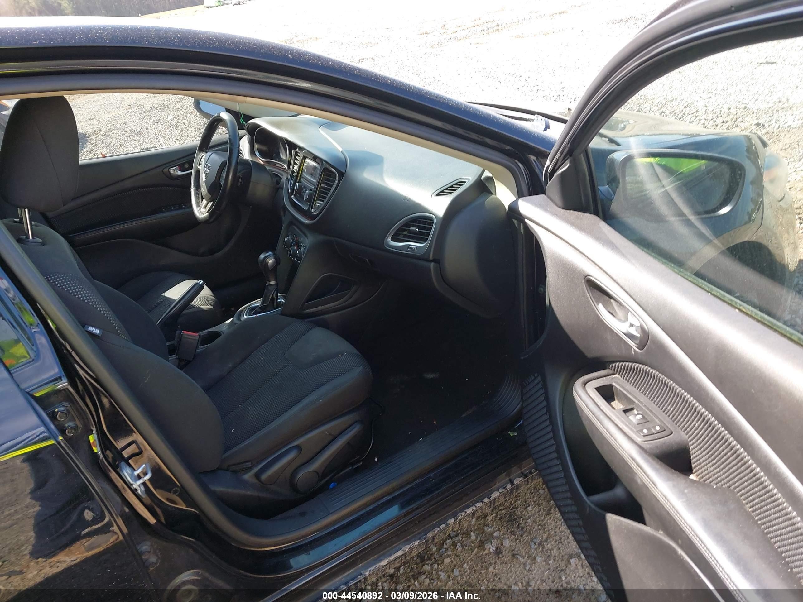 DODGE DART image 5