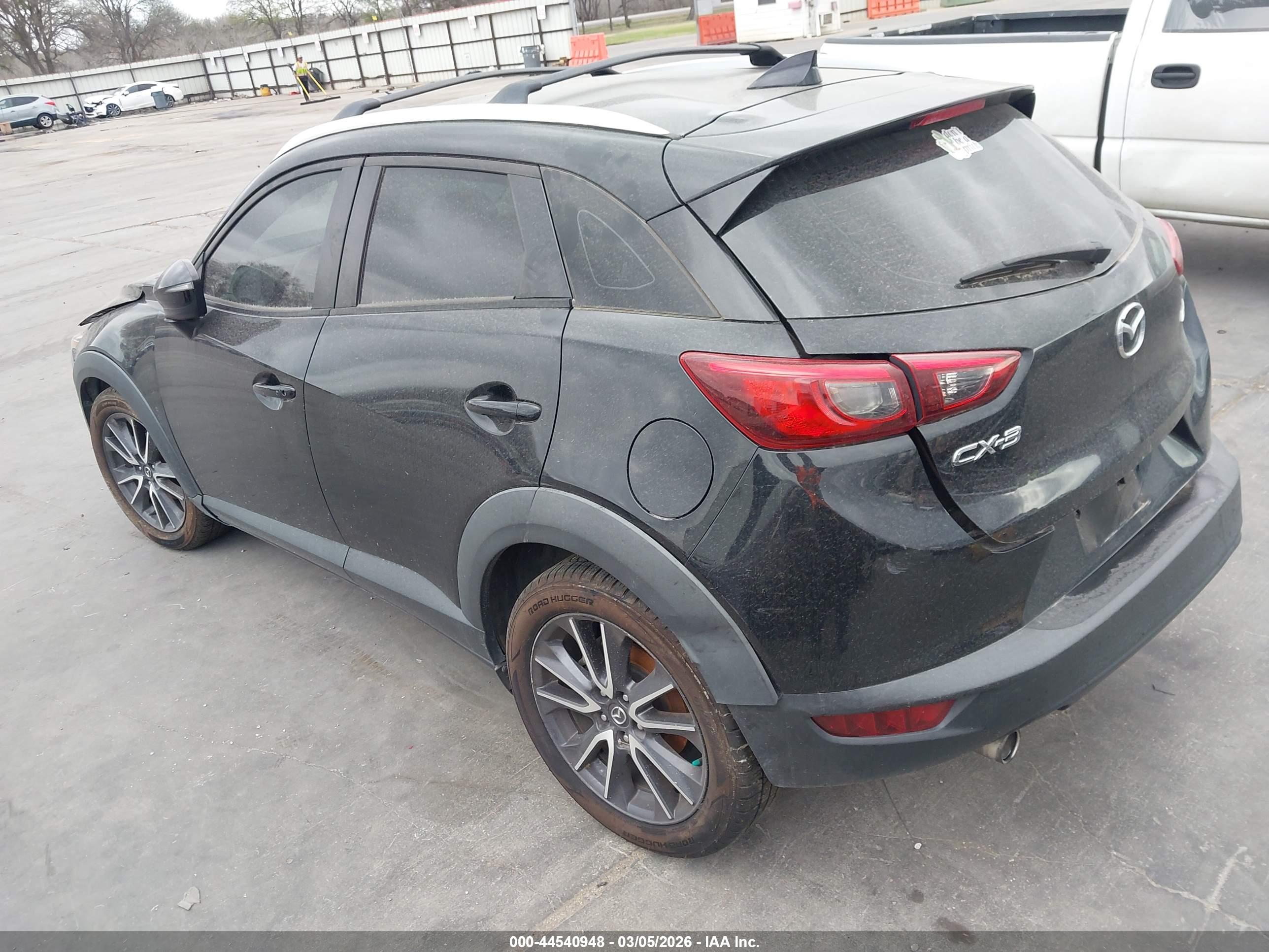 MAZDA CX-3 image 3